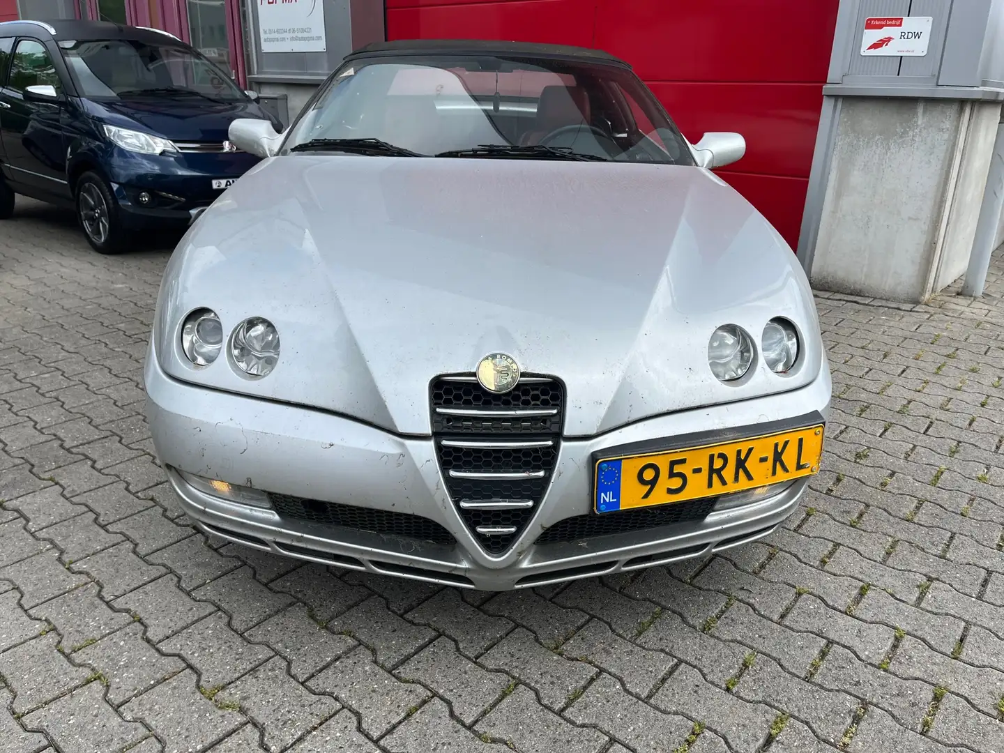 Alfa Romeo Spider 2.0 JTS Turismo VOOR DE HOBBY-IST OF DE DOE HET ZE Gris - 2