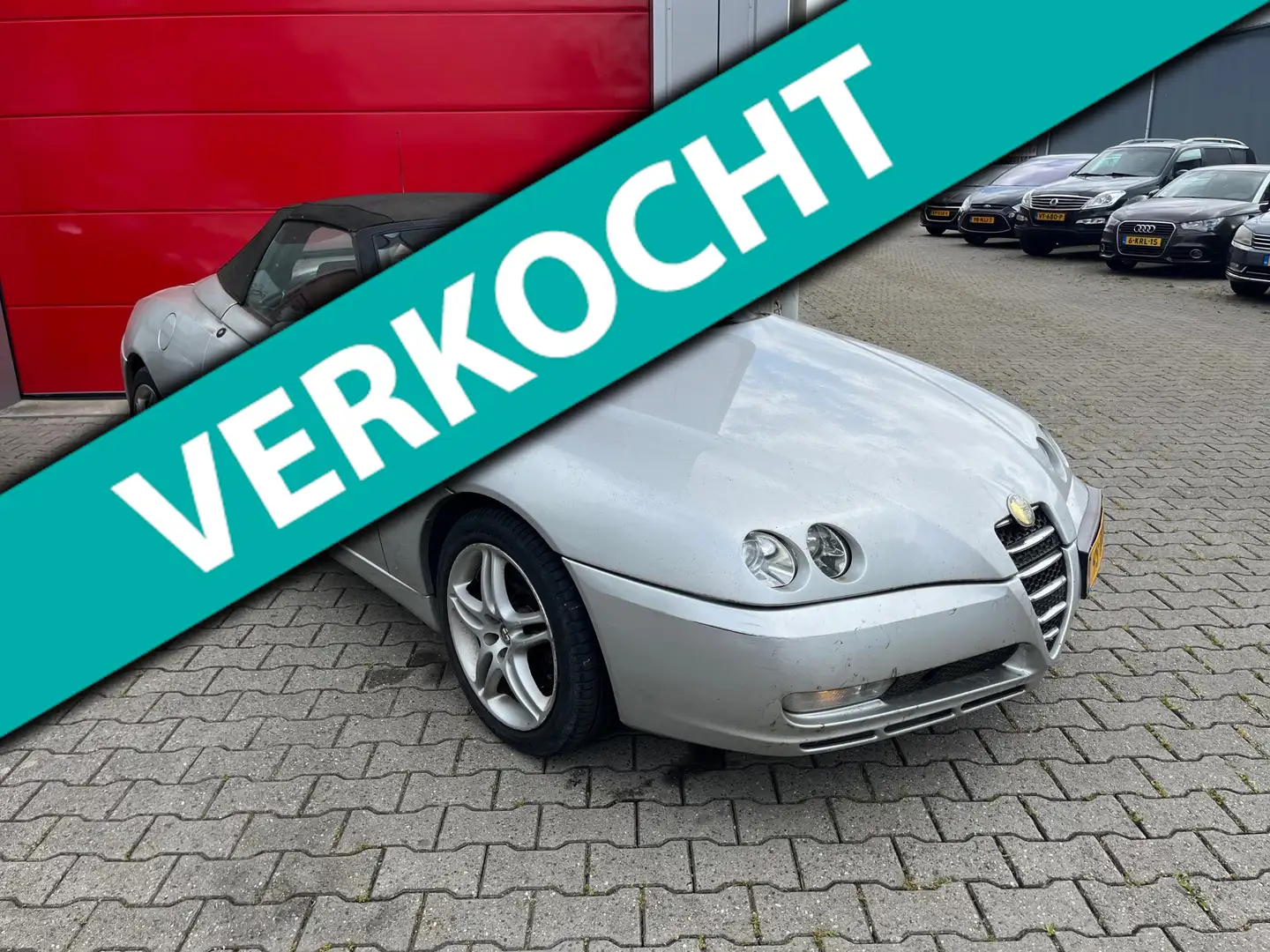 Alfa Romeo Spider 2.0 JTS Turismo VOOR DE HOBBY-IST OF DE DOE HET ZE Gris - 1