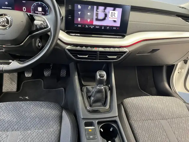 Skoda Octavia view 9