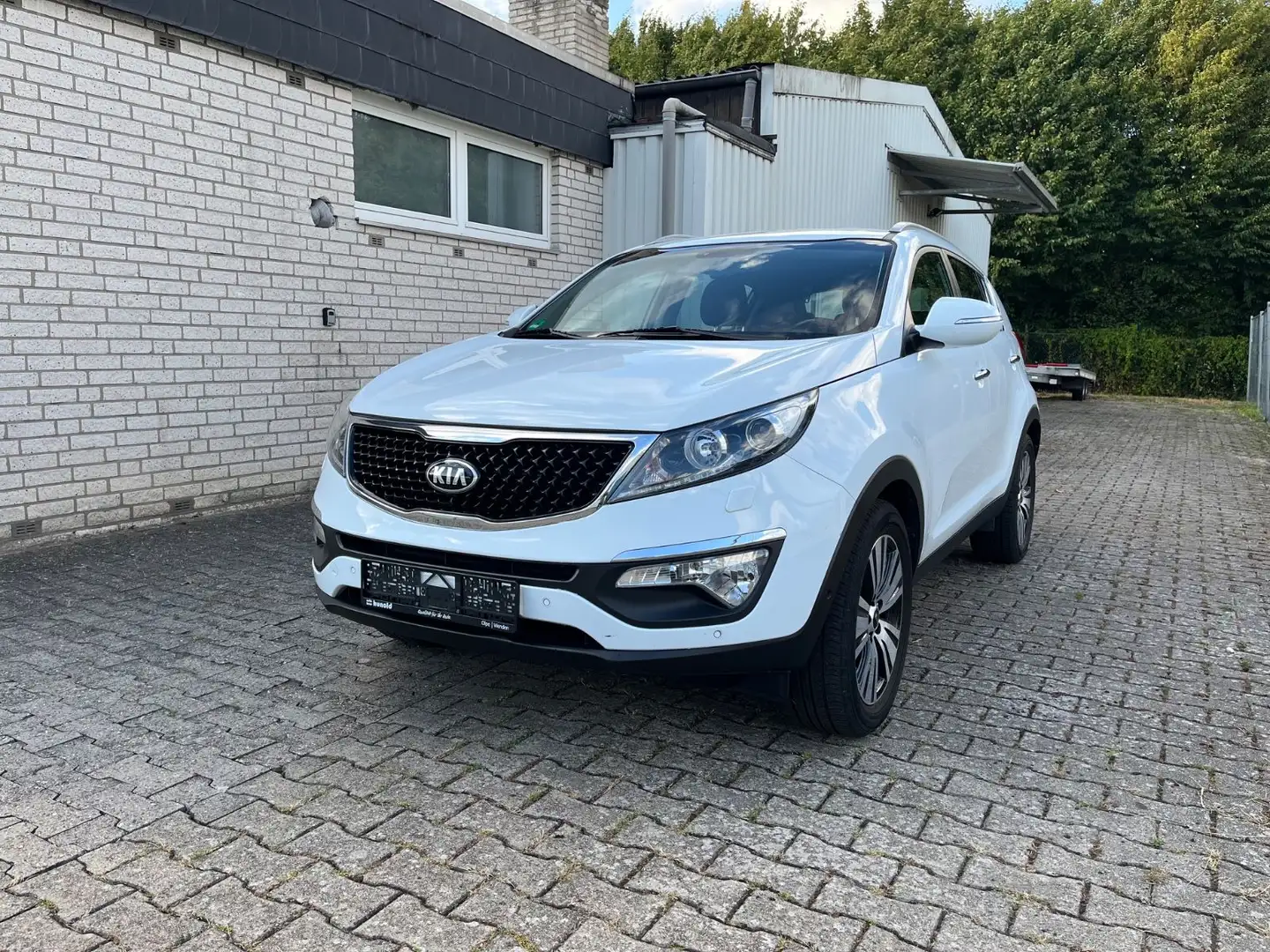 Kia Sportage Spirit 2WD/1 Hand/Scheckheftgepflegt Weiß - 2
