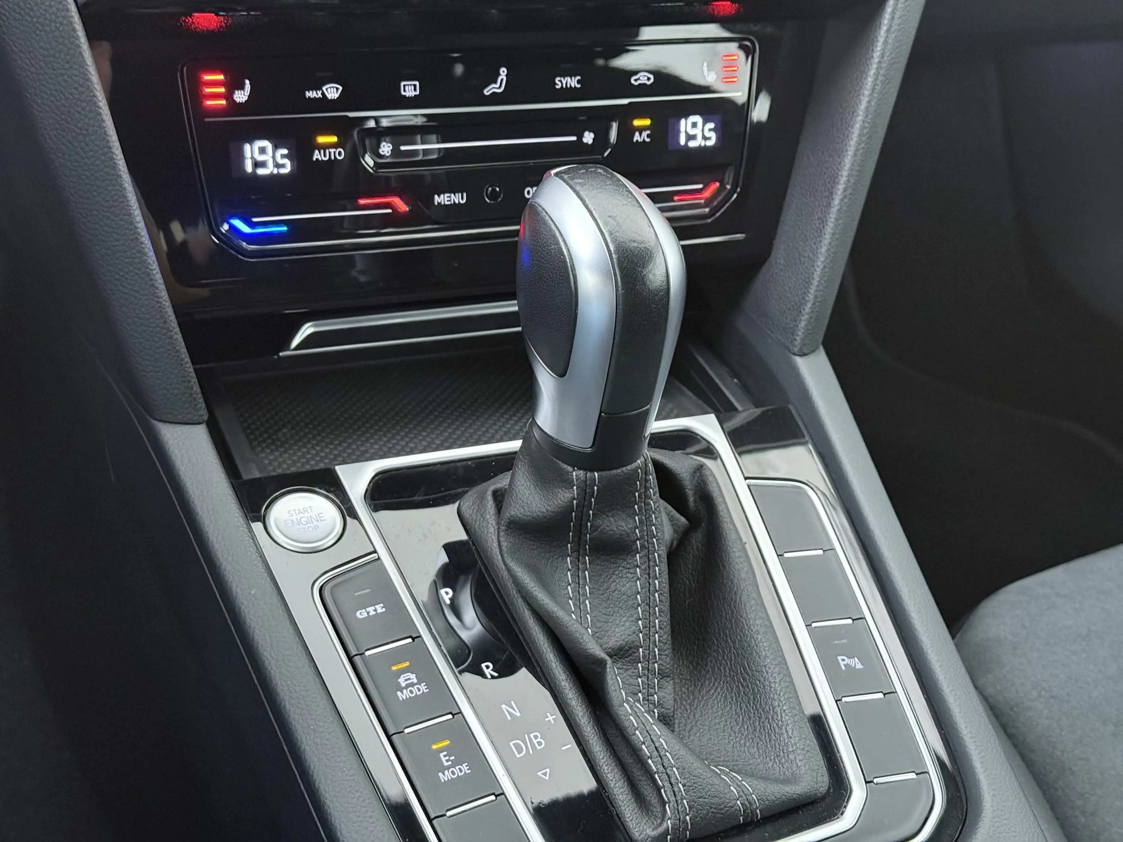 Volkswagen Arteon Shooting Brake 1.4 TSI eHybrid R-Line | Pano dak | — photo 13