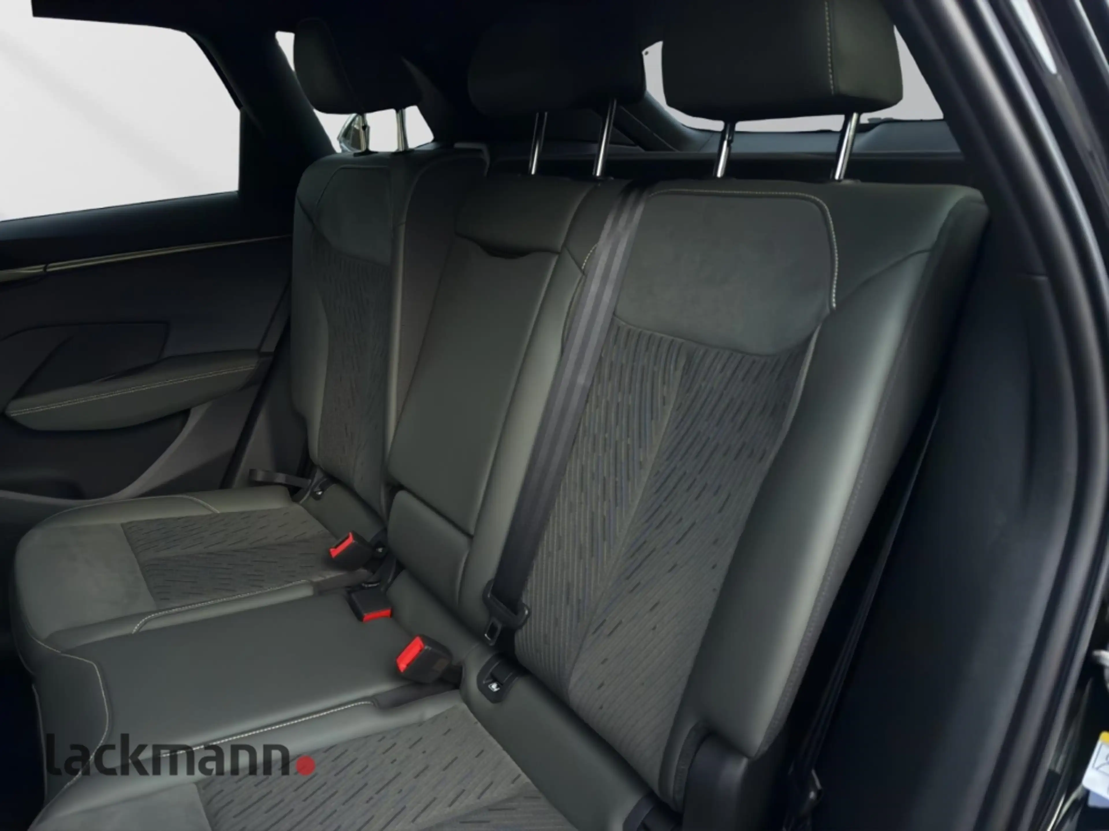 CUPRA Terramar VZ 1.5 eHybrid Tribe Ed. *Pano*Intelli — photo 9