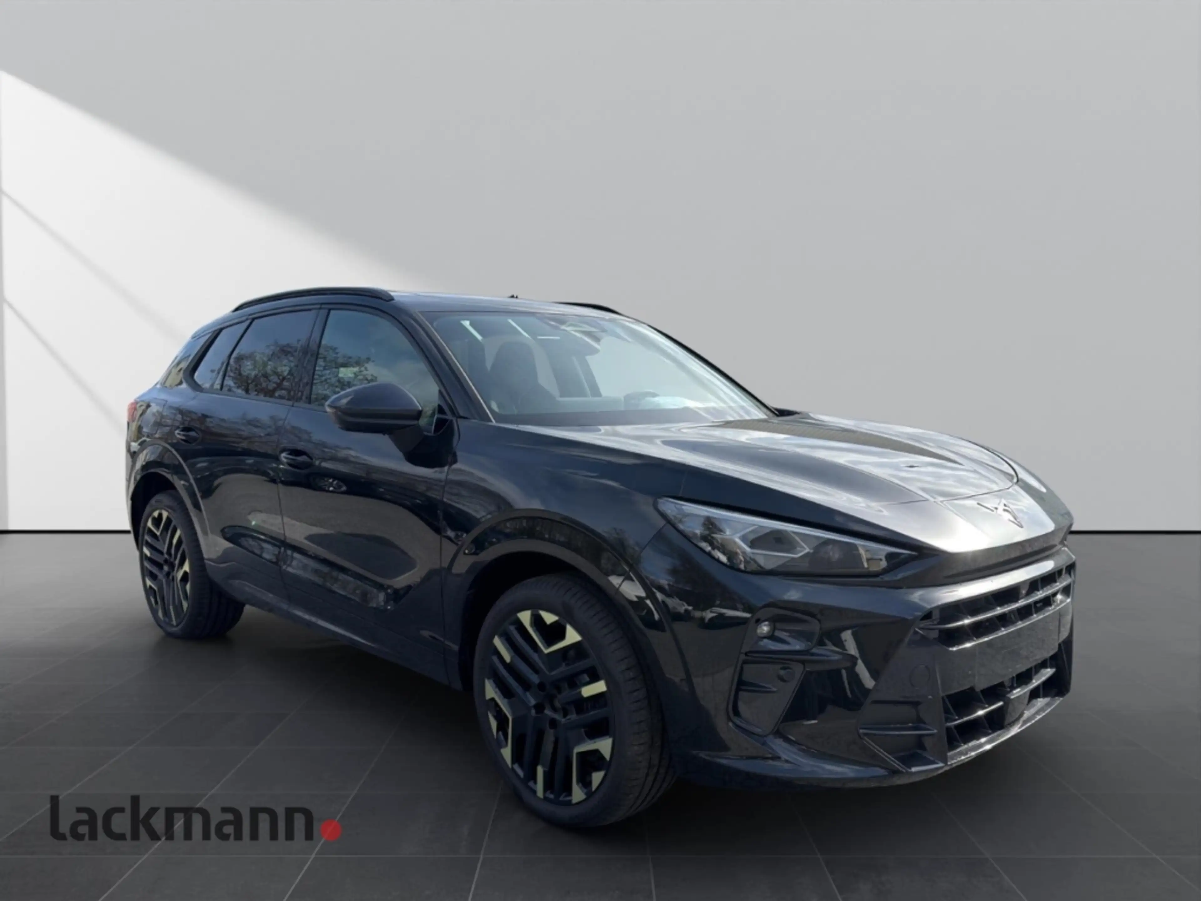CUPRA Terramar VZ 1.5 eHybrid Tribe Ed. *Pano*Intelli — photo 3