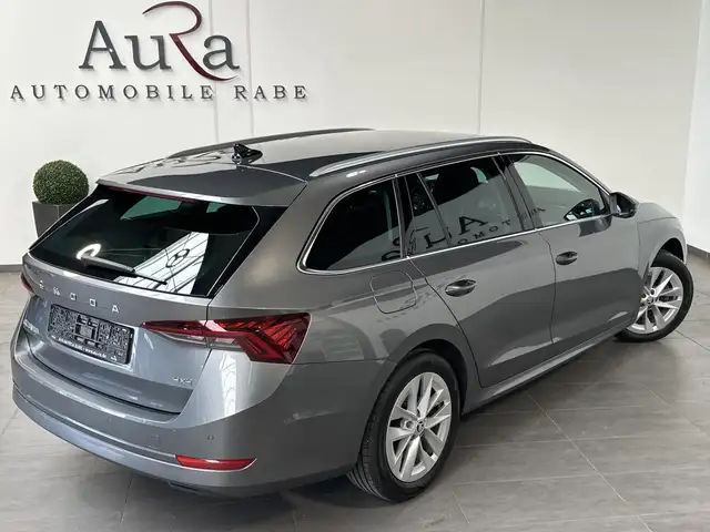 Skoda Octavia view 5