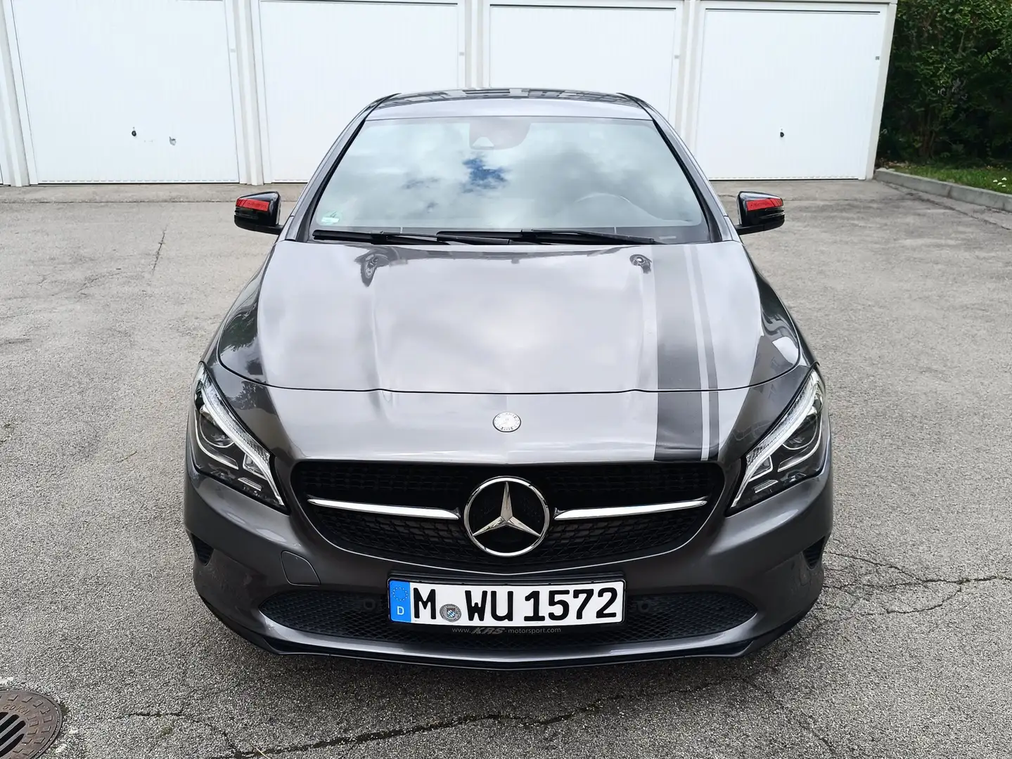 Mercedes-Benz CLA 180 CLA 180 Szary - 1