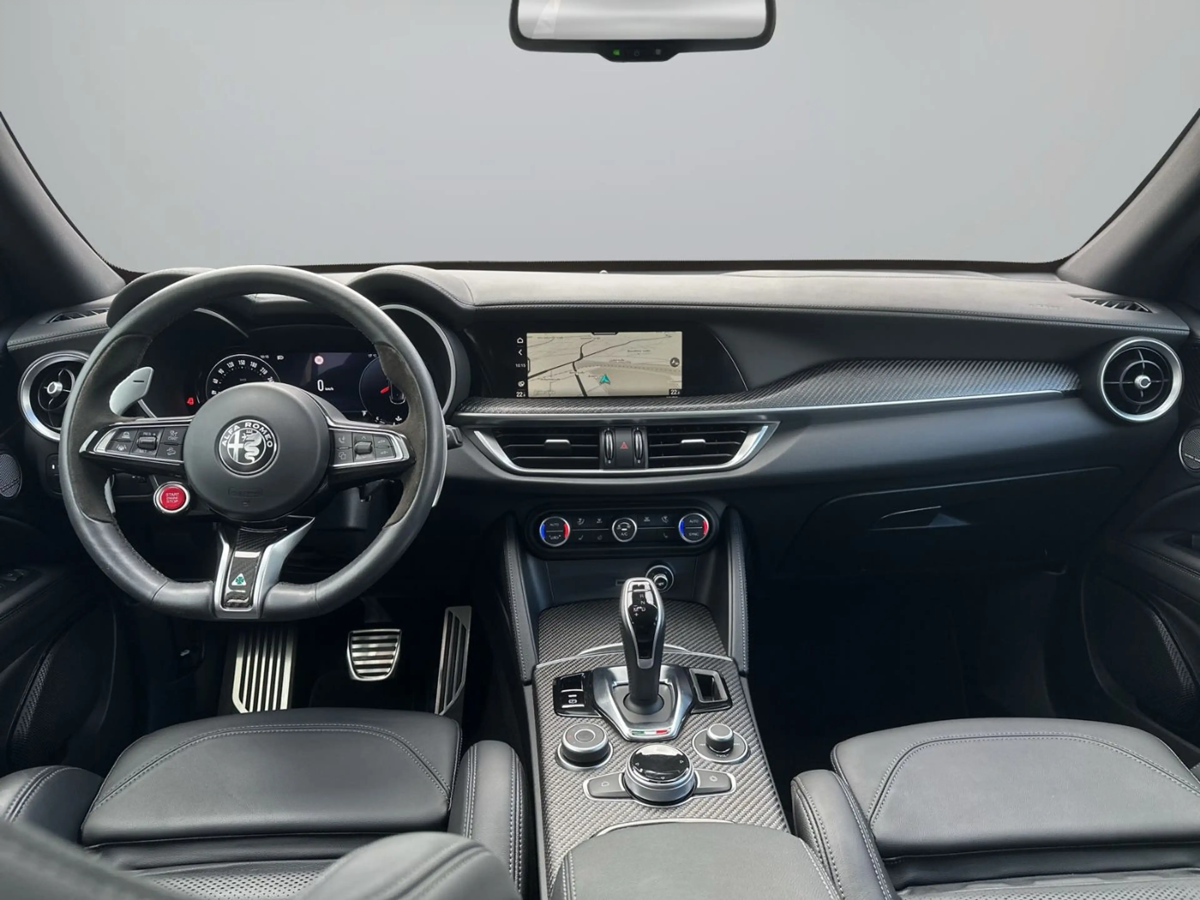Alfa Romeo Stelvio 2.9 V6 Bi-Turbo QUADRIFOGLIO ACC+LED+SHZ — photo 14