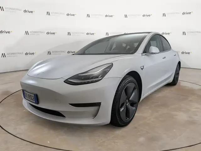 Tesla Model 3 LONG RANGE DUAL MOTOR AWD