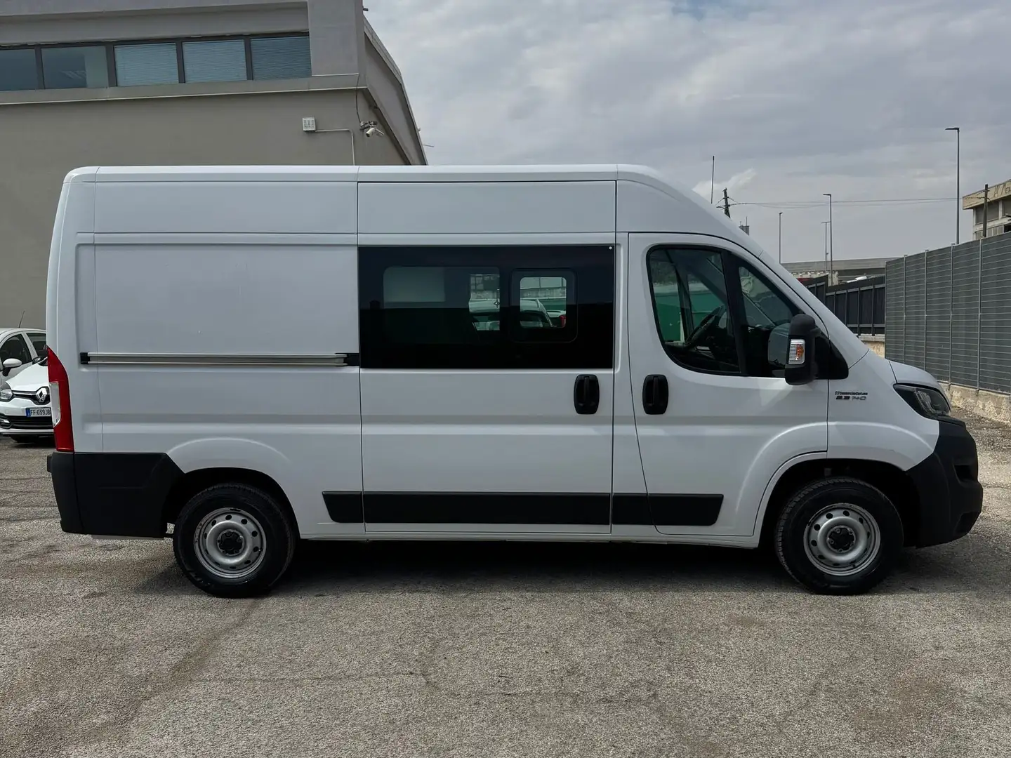 Fiat Ducato 33 MH2 2.3 M-J FURG.P.MEDIO TETTO ALTO 7 PTI-2021 Bianco - 2