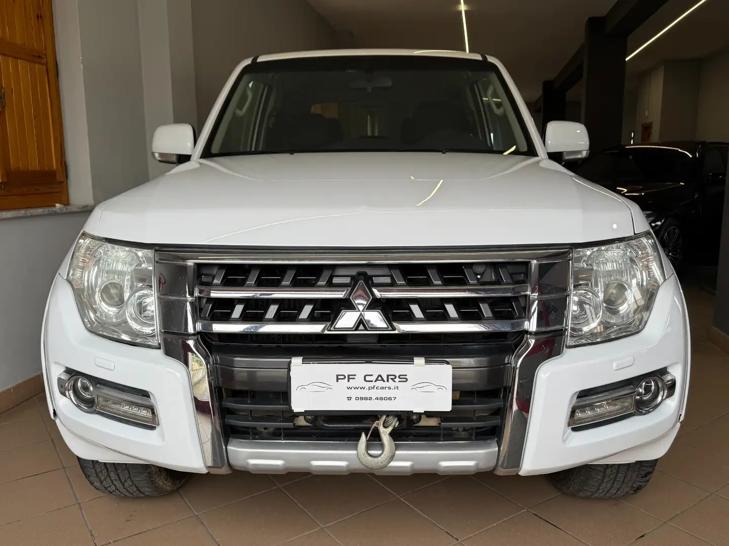 Mitsubishi Pajero 3.2 DI-D 16V aut. 3p. Instyle DPF Blanco - 2