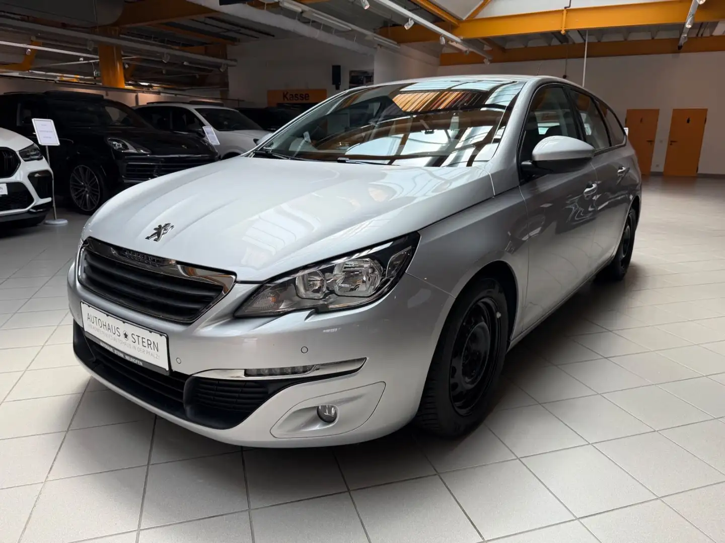 Peugeot 308 |PDC|AHK|Kamera|Navi|Klima|Tempomat|Bluetooth Gris - 1