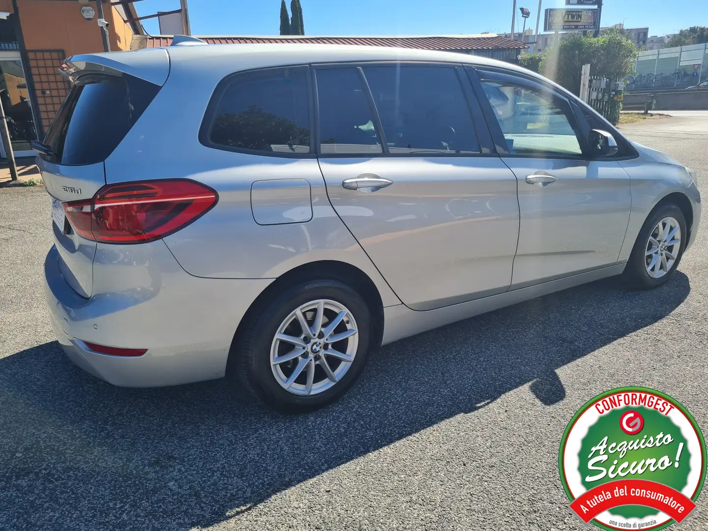 BMW 216 d Gran Tourer Advantage 7p *PERMUTE* Argintiu - 1