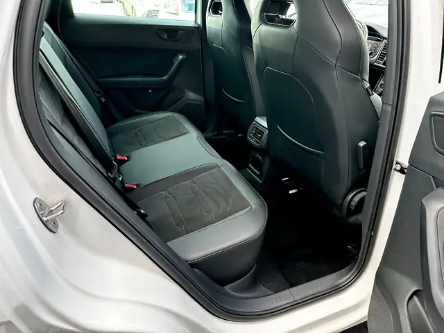 Cupra Ateca view 14