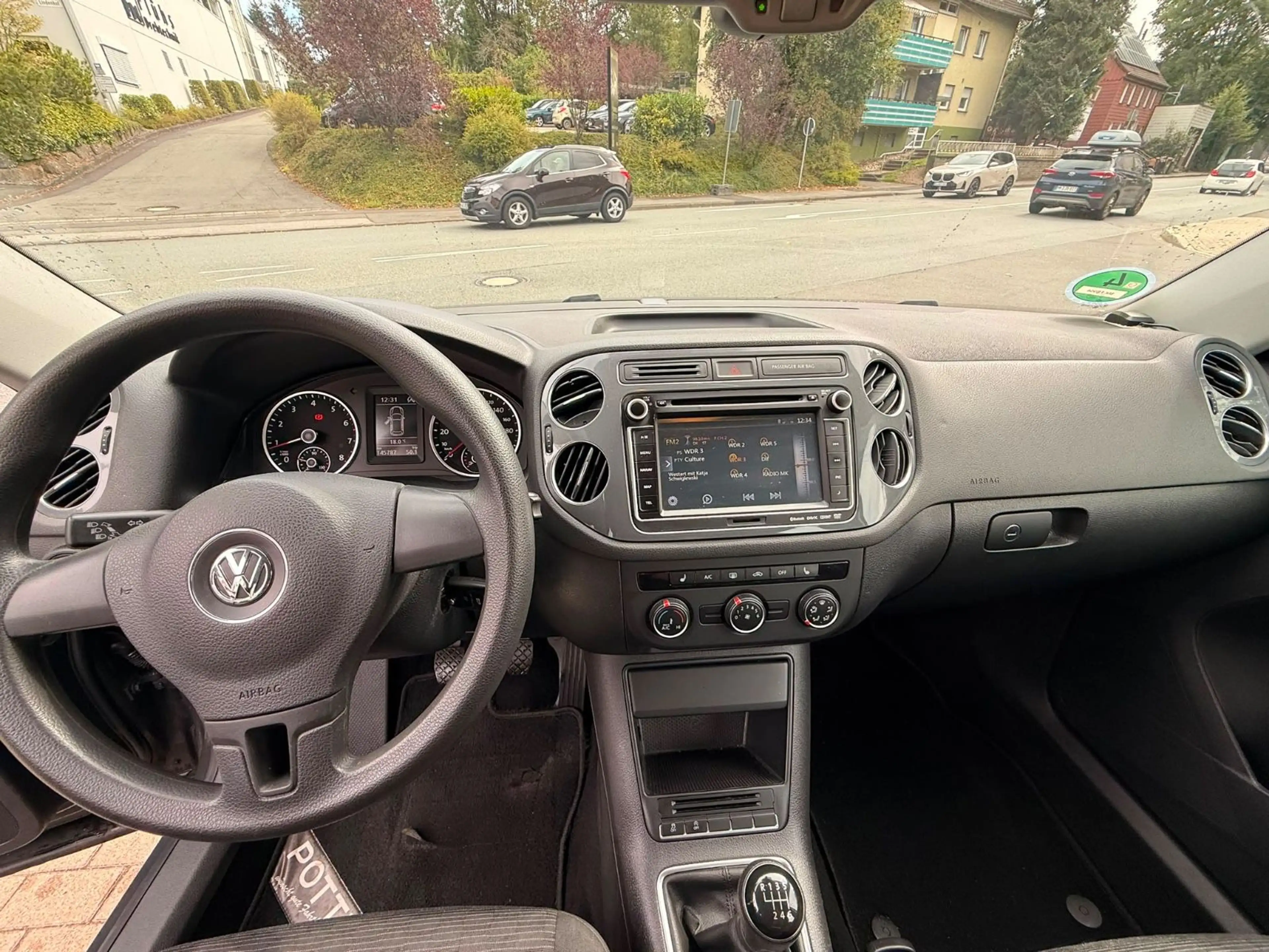 Volkswagen Tiguan Trend & Fun BMT 1.Hand,SHZ,PDC,AHK,Tüv — photo 12