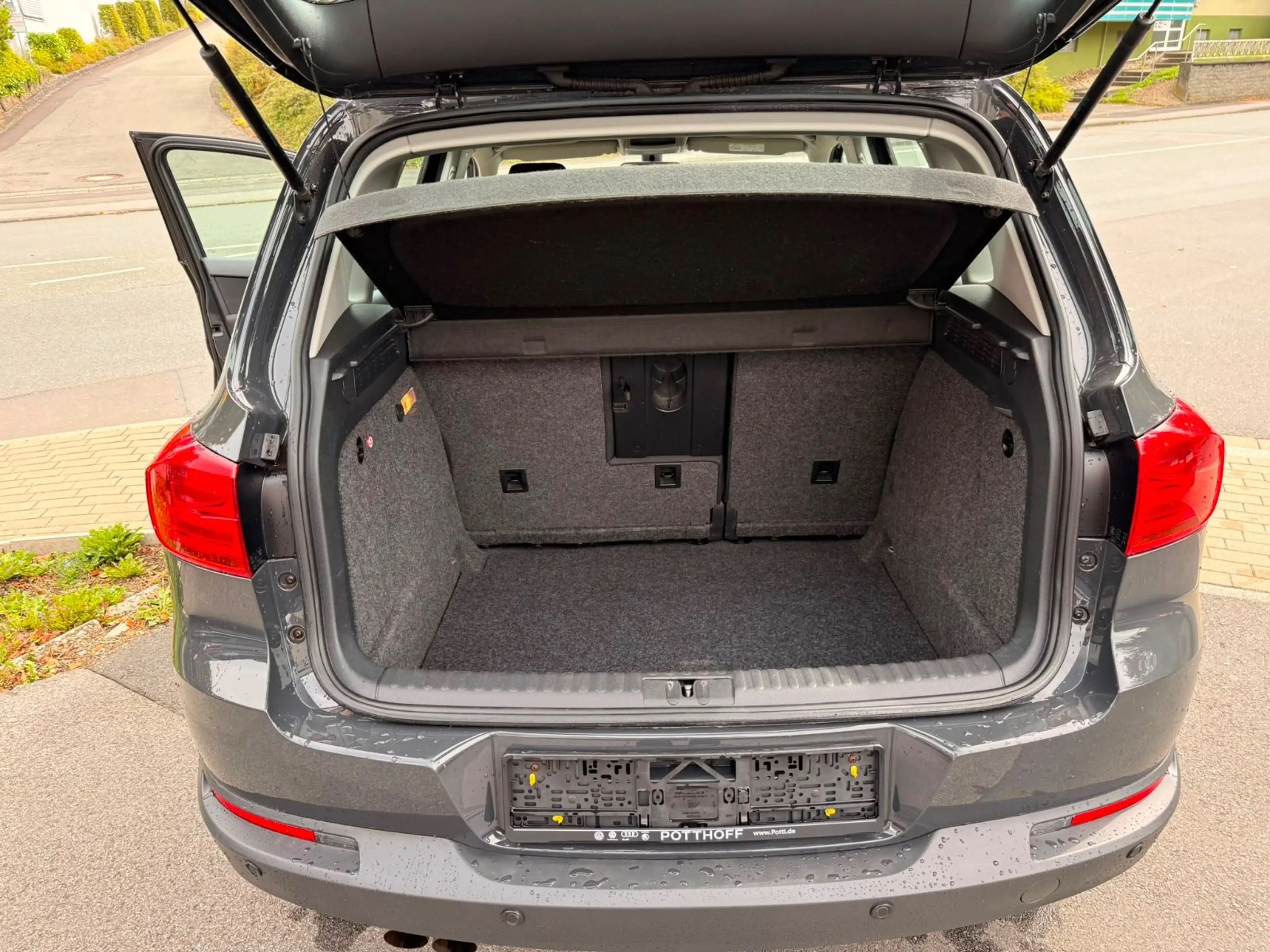 Volkswagen Tiguan Trend & Fun BMT 1.Hand,SHZ,PDC,AHK,Tüv — photo 17