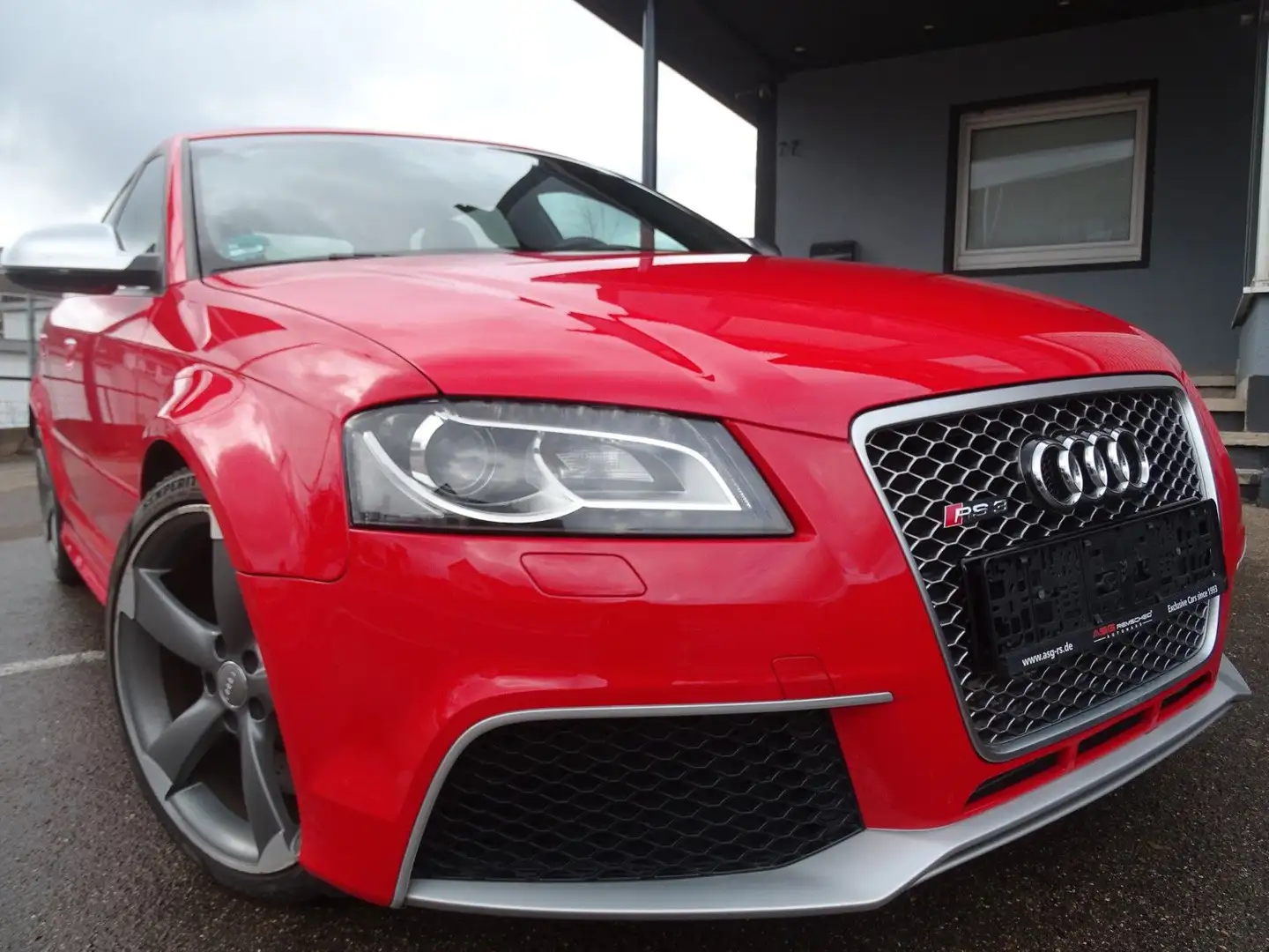 Audi RS3 2.5 TFSI QUATTRO SPORTBACK SCHALENSITZE Czerwony - 1