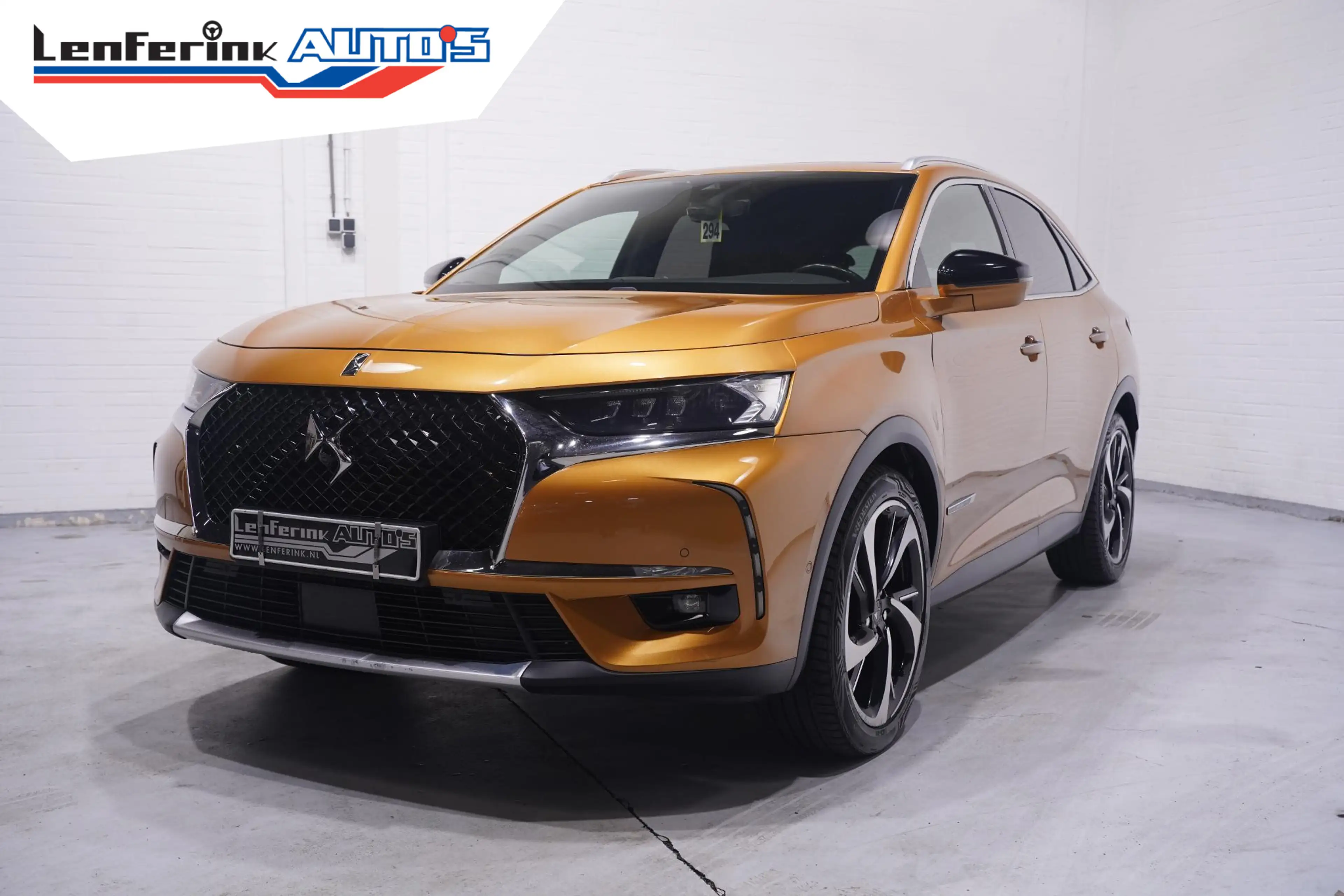 DS Automobiles DS 7 Crossback 1.6 PureTech La Premiere Curcuma-uitvoering ledere