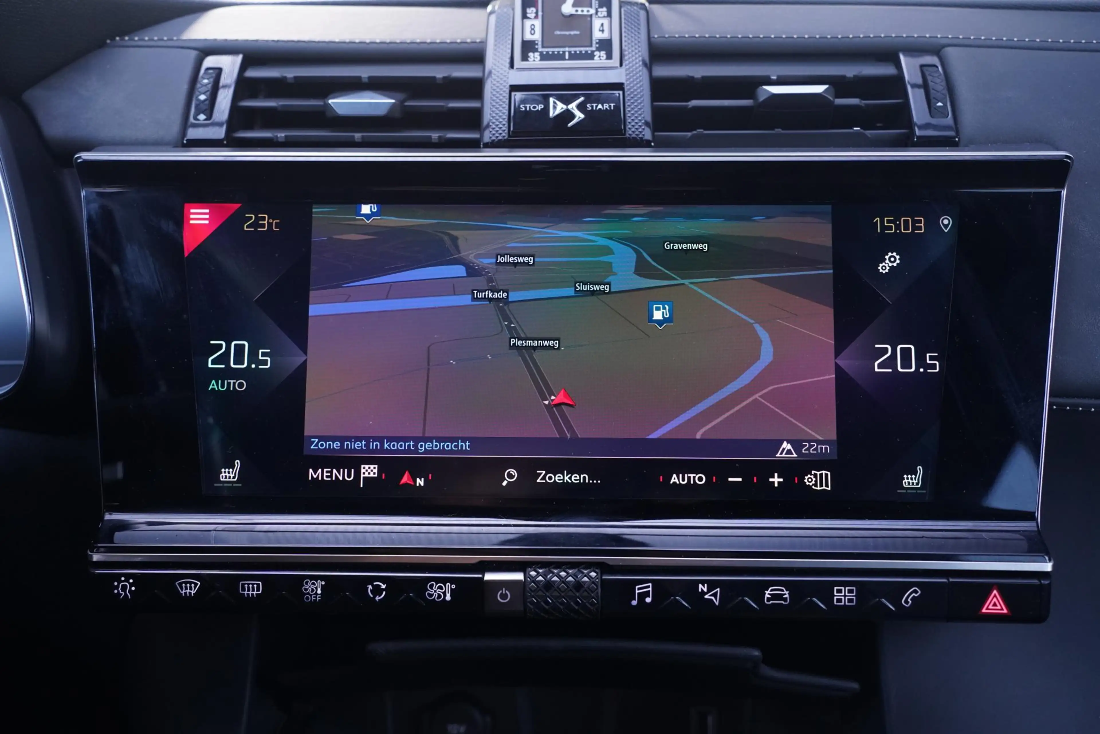 DS Automobiles DS 7 Crossback 1.6 PureTech La Premiere Curcuma-uitvoering ledere — photo 33