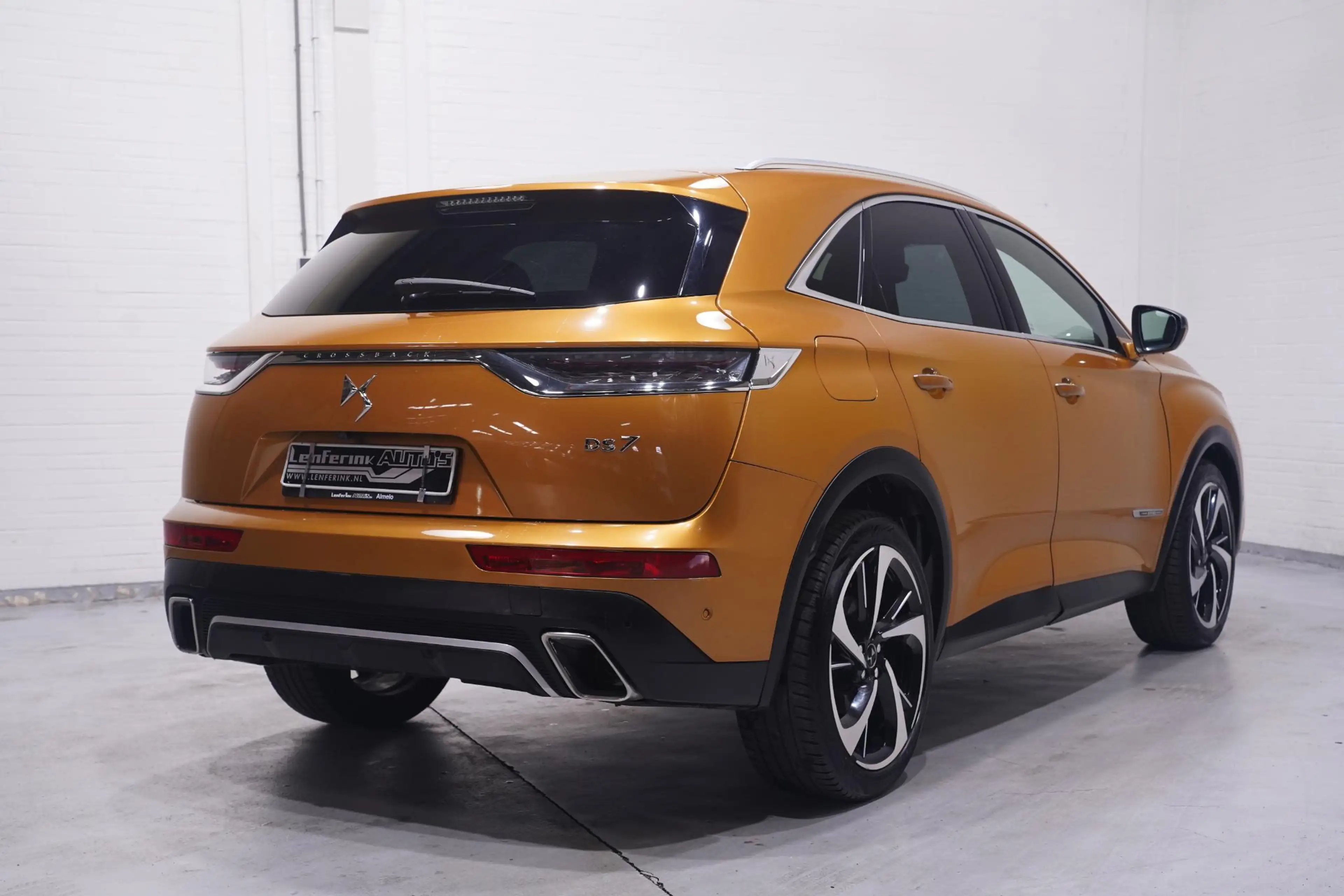 DS Automobiles DS 7 Crossback 1.6 PureTech La Premiere Curcuma-uitvoering ledere — photo 11
