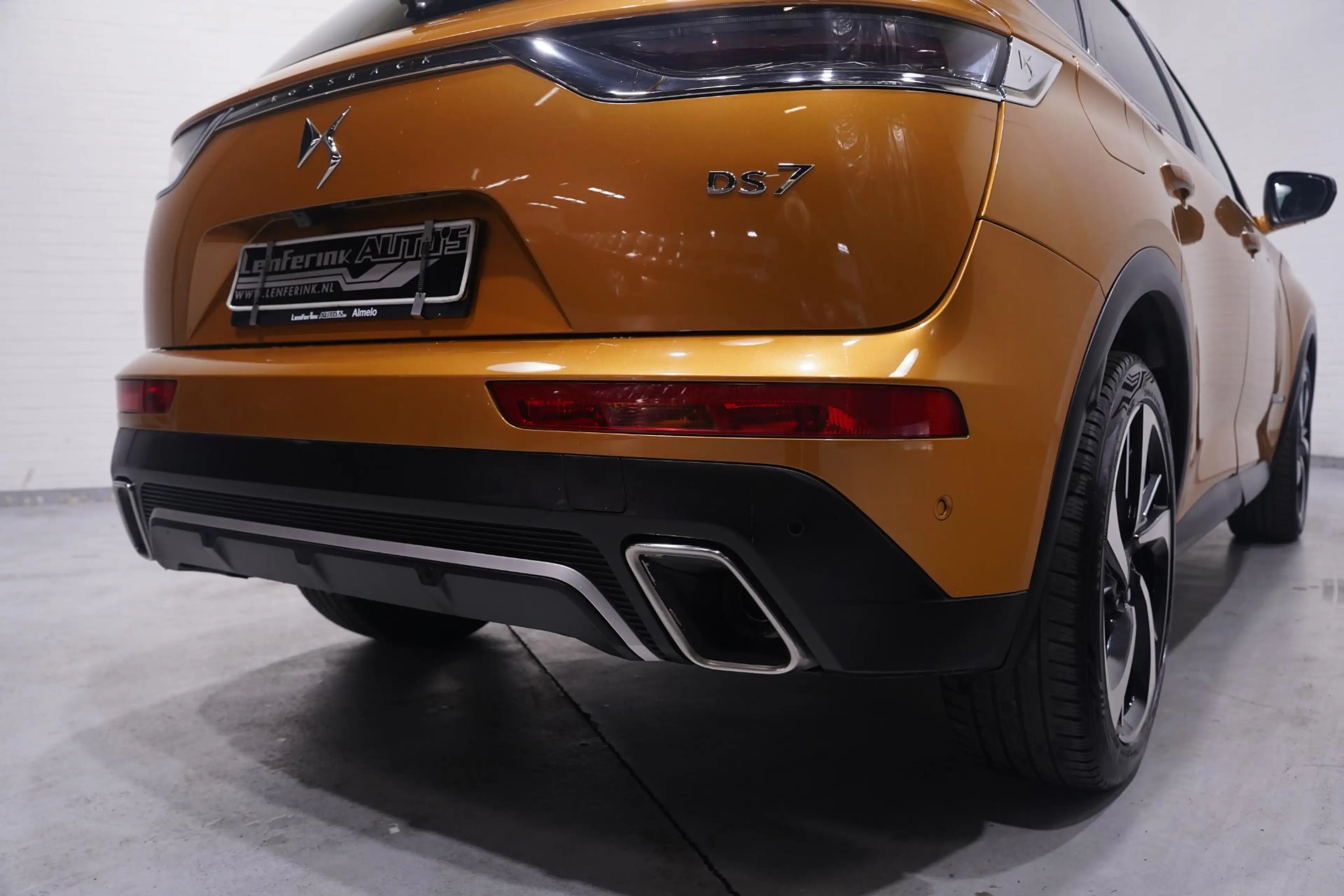 DS Automobiles DS 7 Crossback 1.6 PureTech La Premiere Curcuma-uitvoering ledere — photo 15