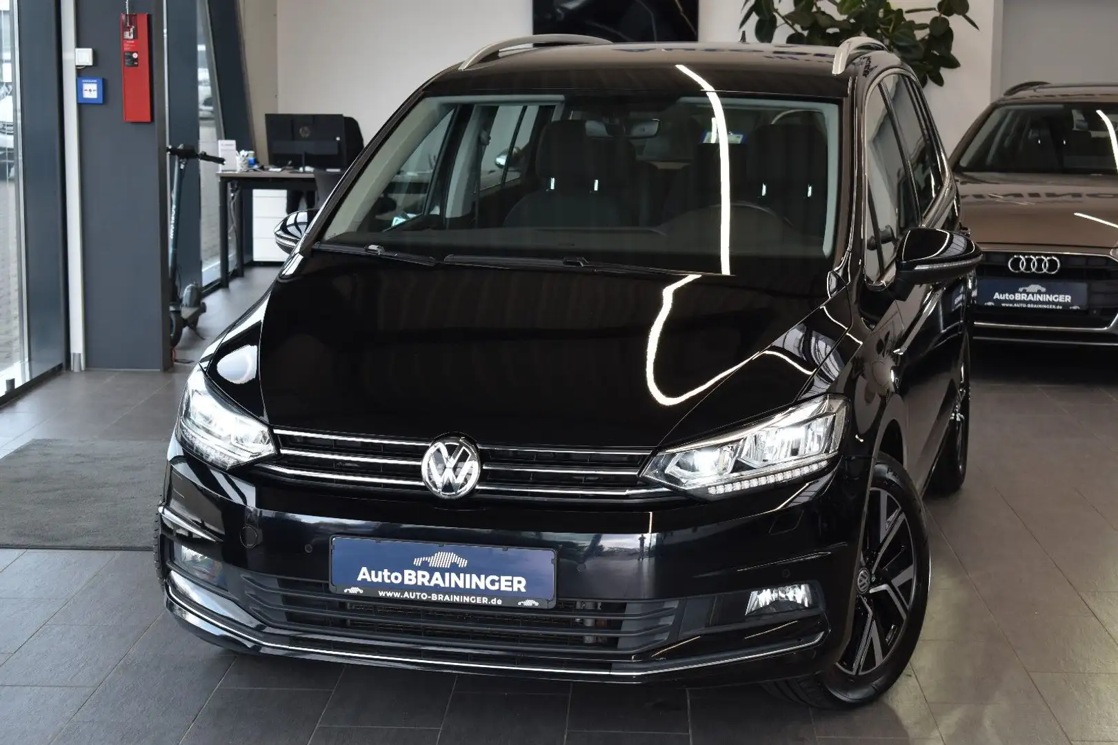 Volkswagen Touran 2.0TDI Highline DSG 7-Sitzer LED~Navi~ACC Schwarz - 1