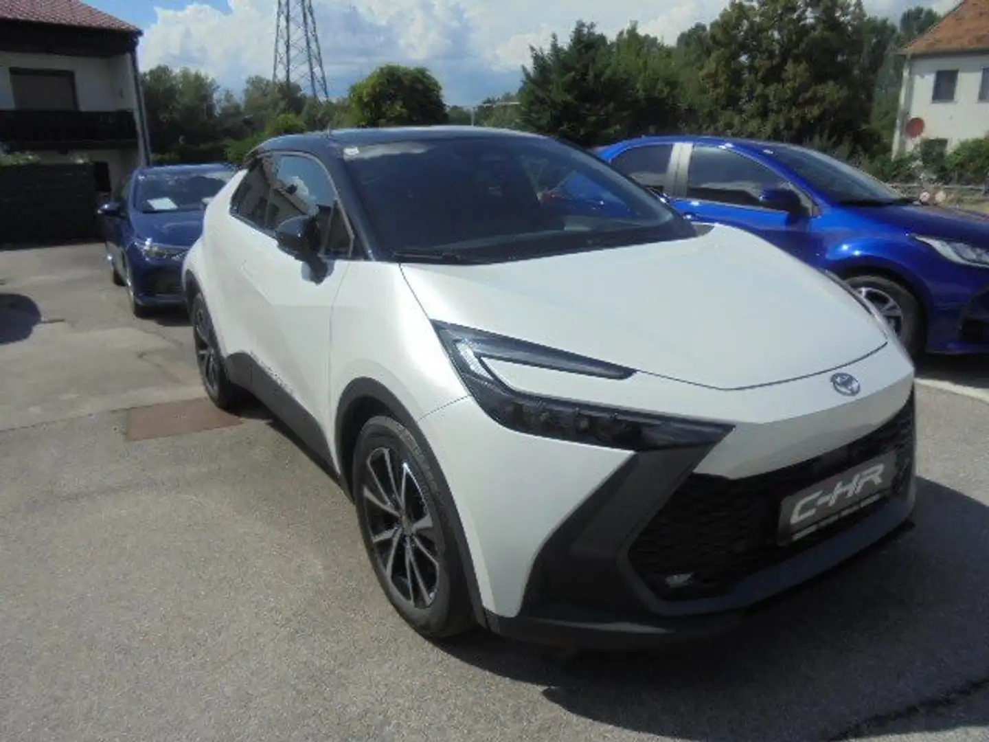 Toyota C-HR Hybrid FWD Active Drive Weiß - 1