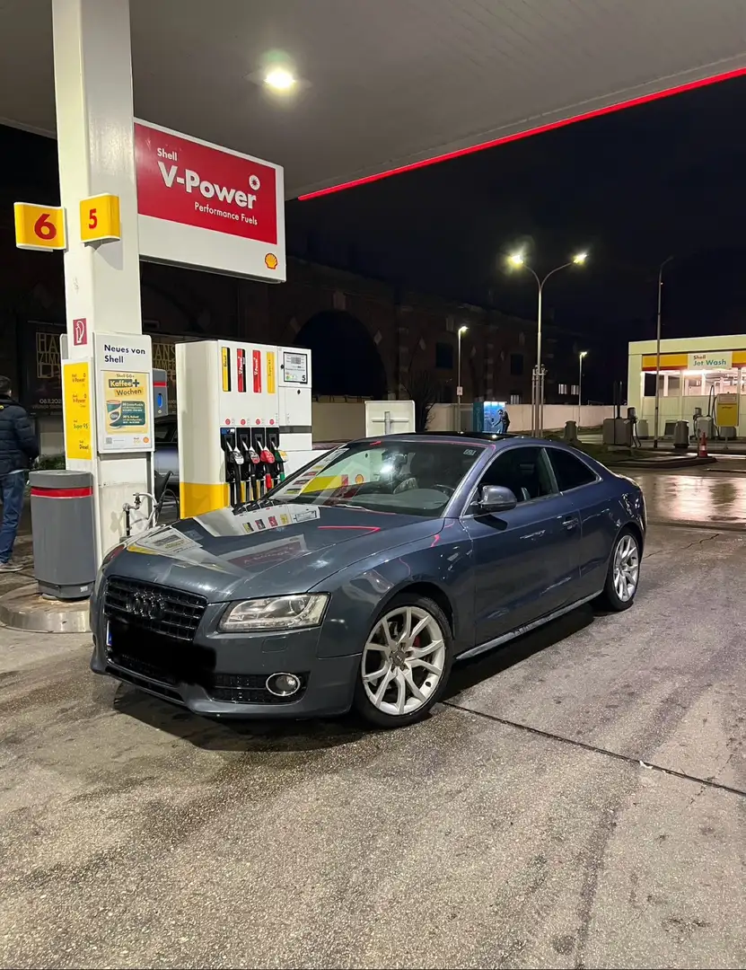 Audi A5 Coupe 2.7 TDI Grau - 1