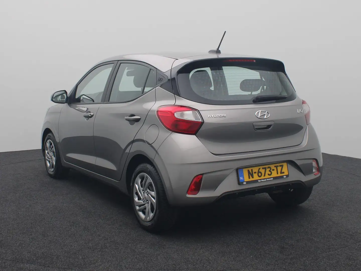 Hyundai i10 1.0 Comfort | Apple Carplay / Android Auto | Airco Grau - 2
