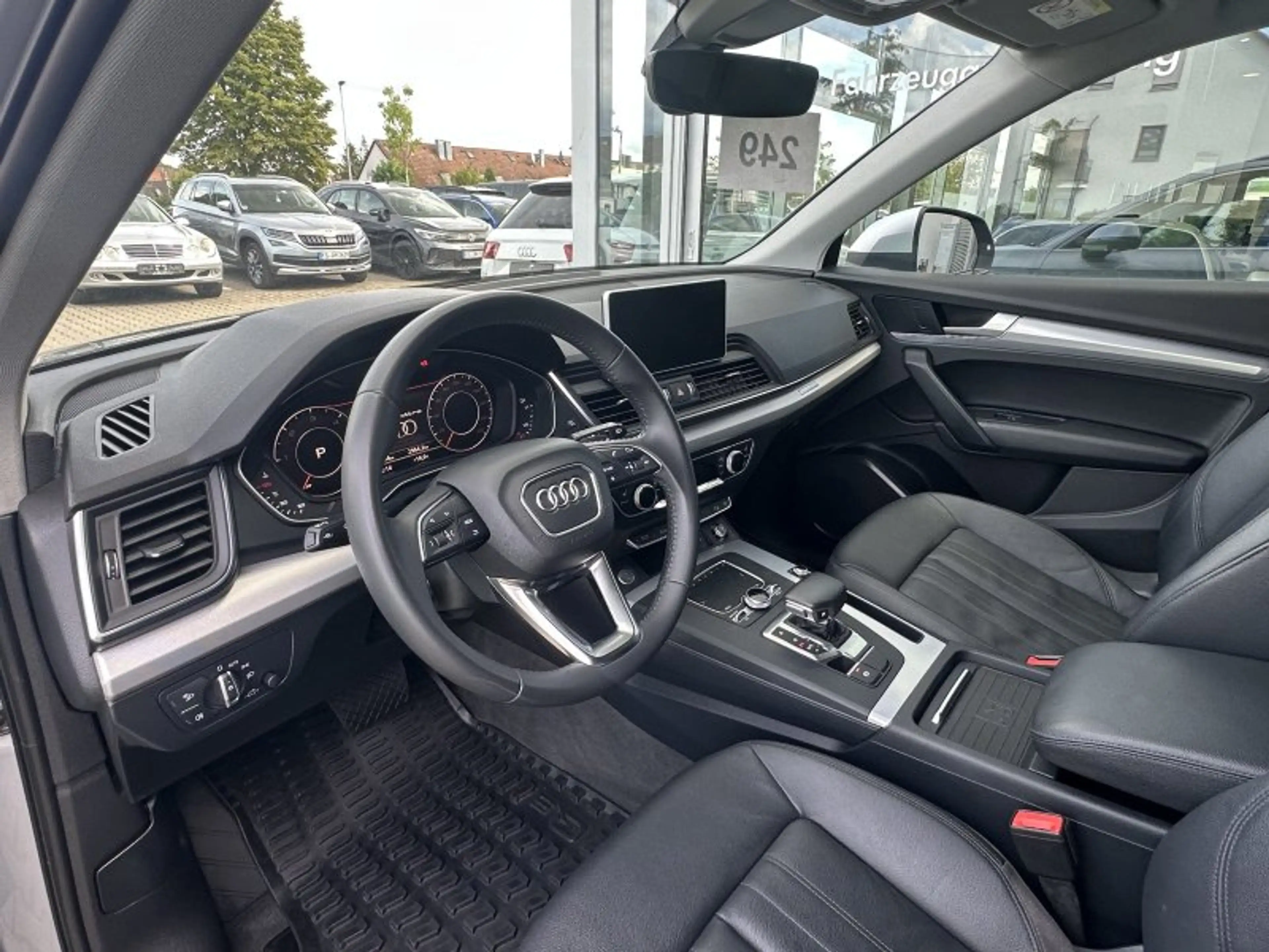 Audi Q5 2.0 40 TDI quattro S-Line Leder Navi LED ACC PDC K — photo 11