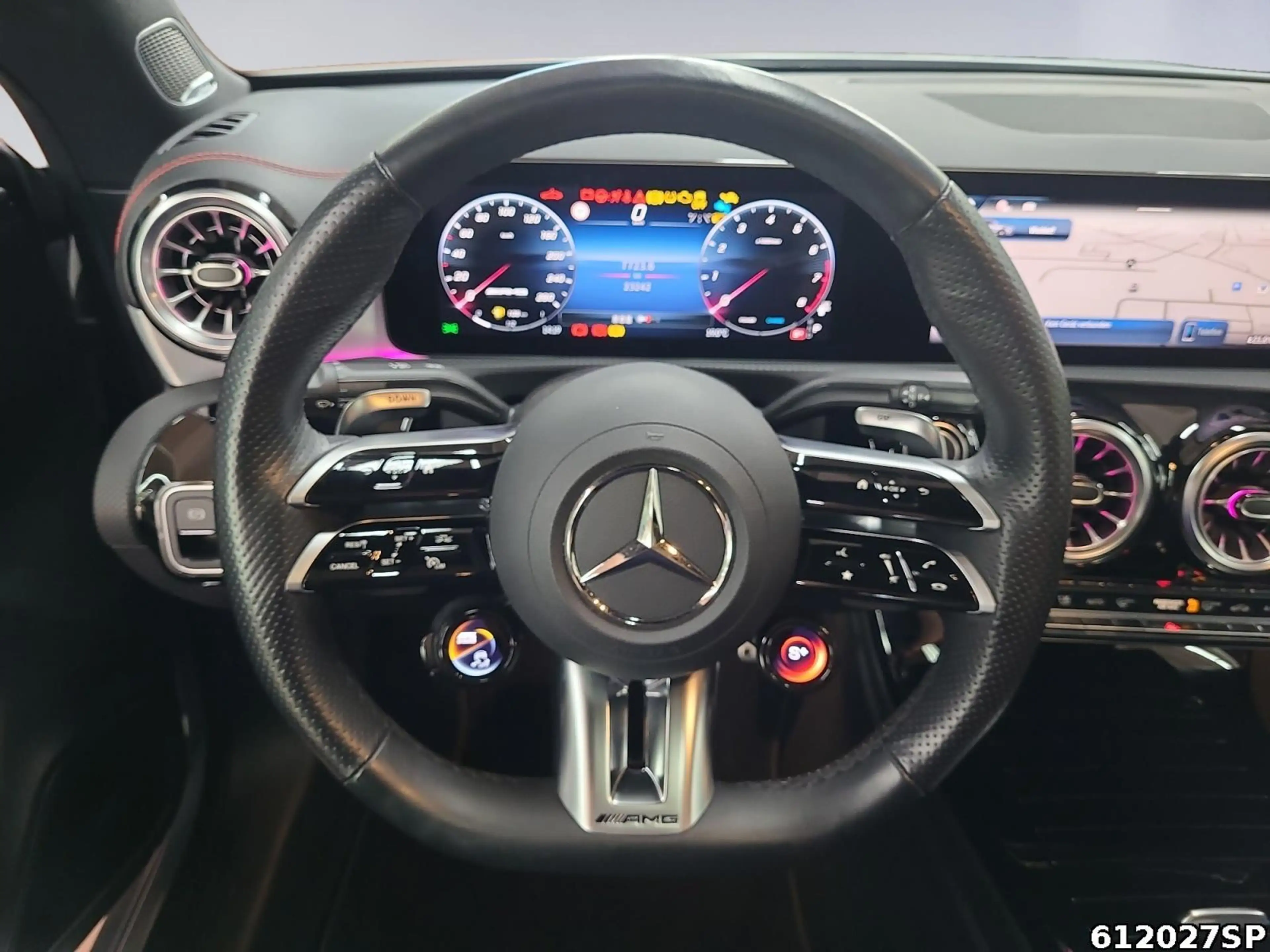 Mercedes-Benz CLA 35 AMG 4M Coupé AMG Pano Night AeroPaket — photo 9