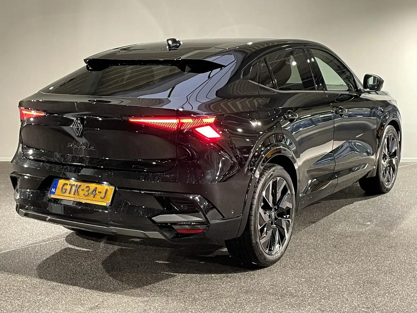 Renault Rafale 1.2 E-Tech Hybrid 200 Esprit Alpine | 360° Rondomz Negru - 2