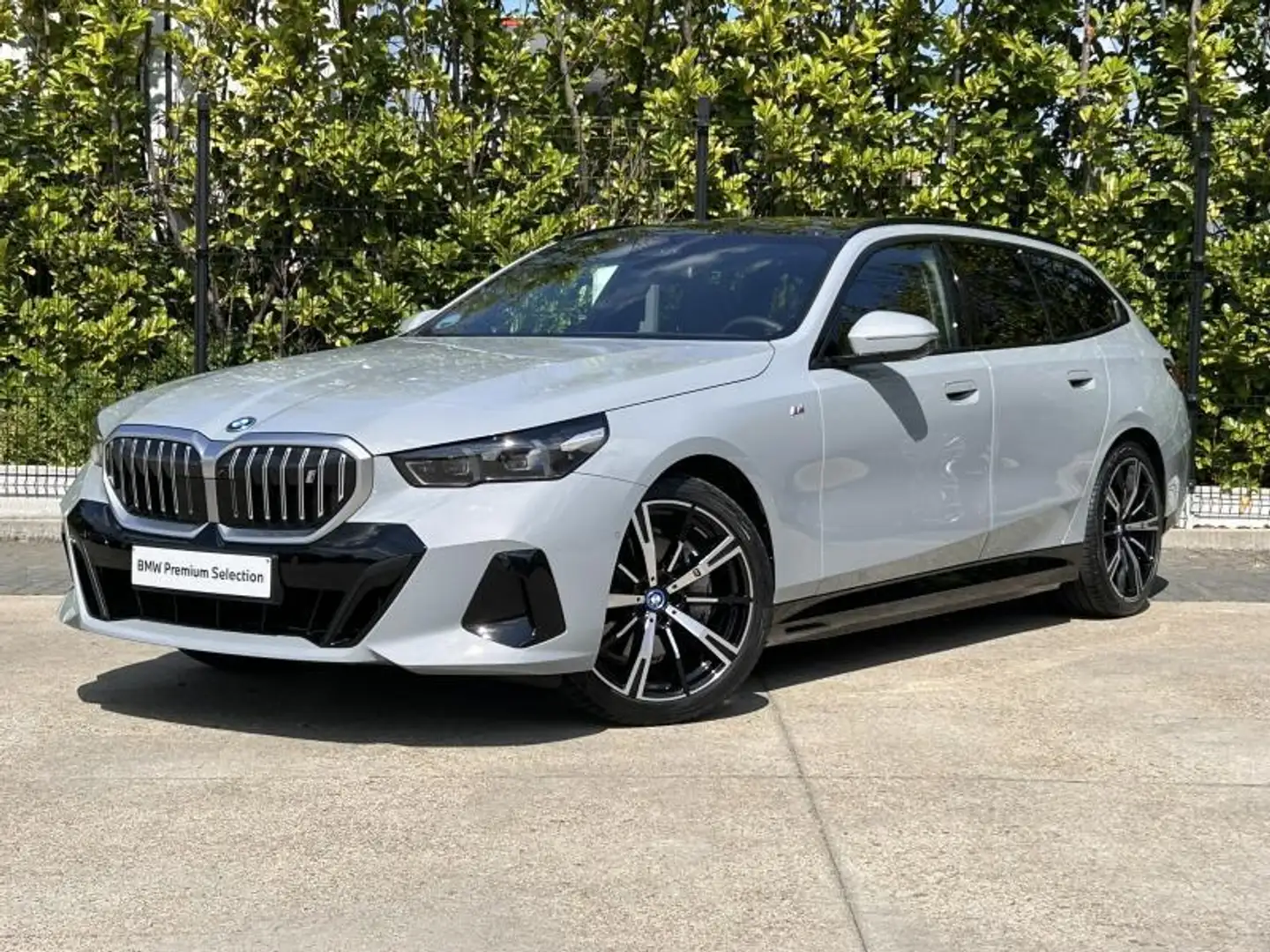 BMW i5 40 Touring Gris - 1