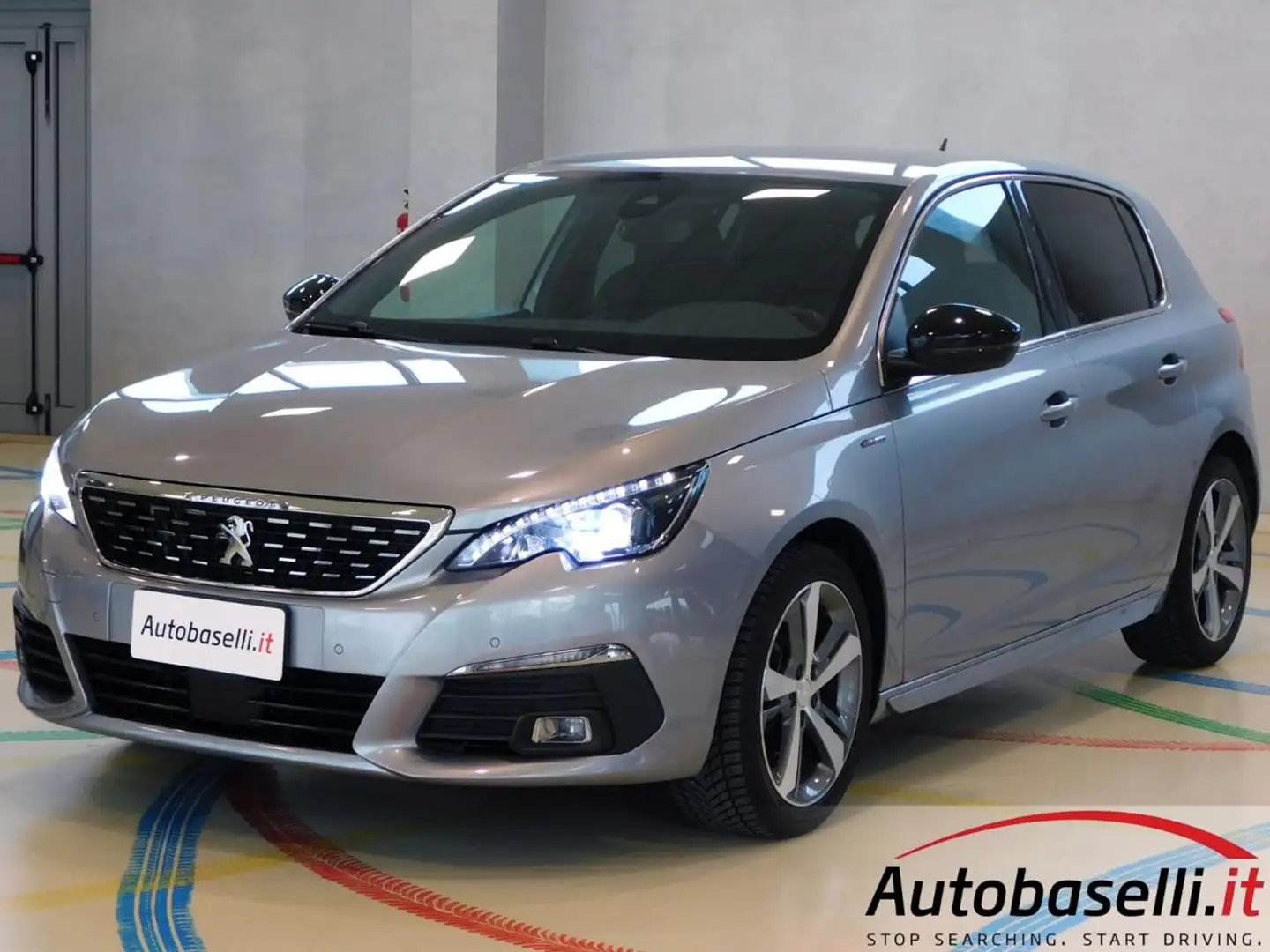 Peugeot 308 1.5 BLUEHDI 130CV GT LINE, NAVIGATORE, RETROCAMERA Grau - 1