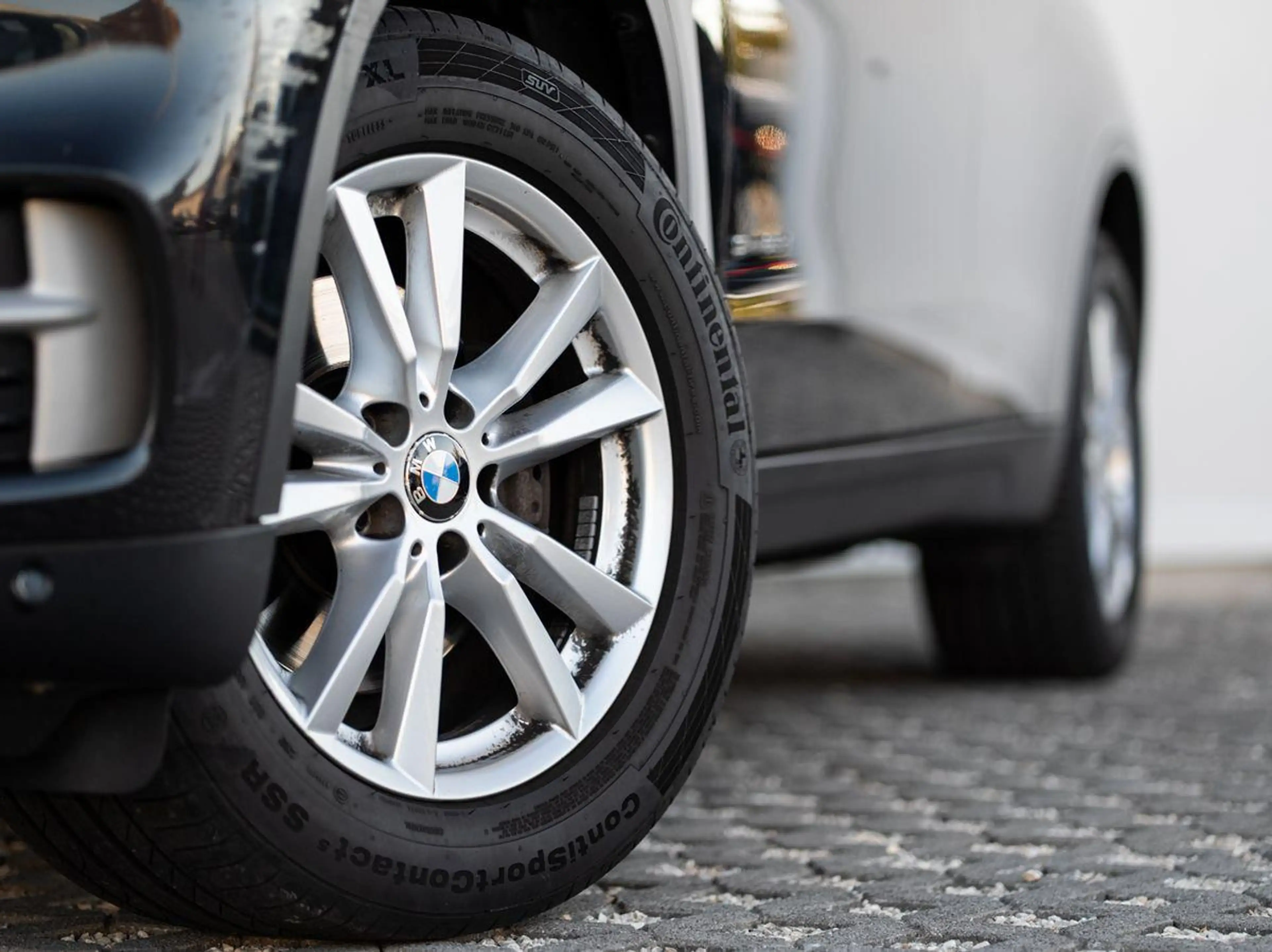 BMW X5 sDrive25d PANO AHK NaviPr KomfSitz HiFi RFK — photo 5