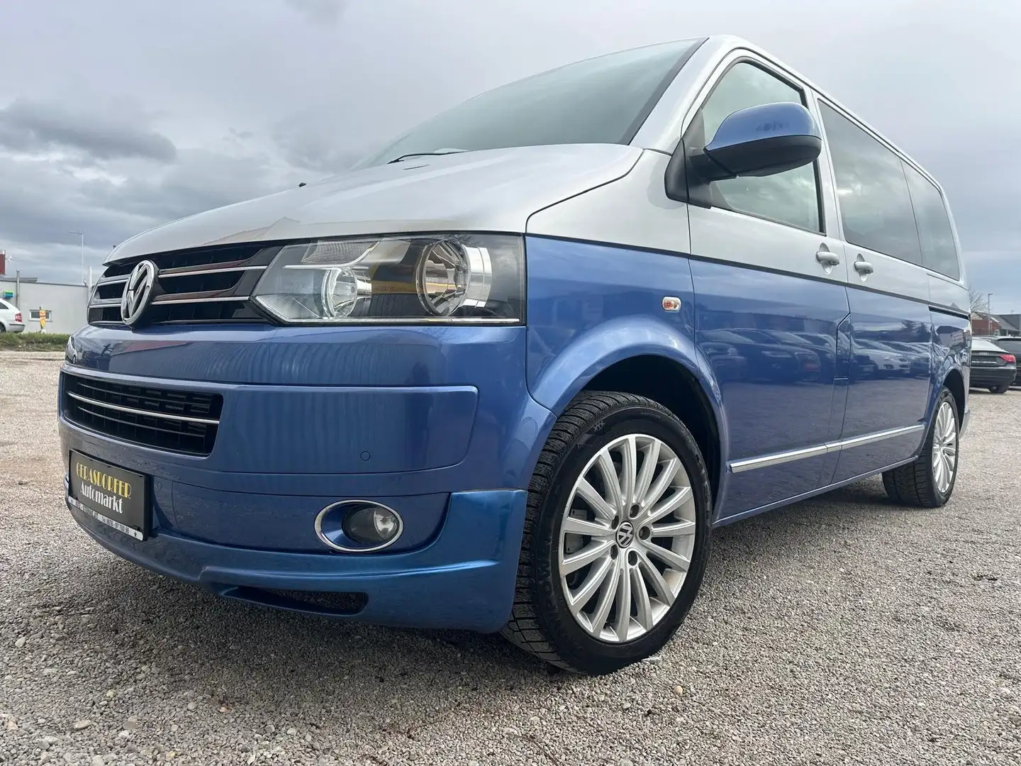 Volkswagen T5 Multivan 2.0TDI DSG Edition 25 Austria 4Motion Grau - 2