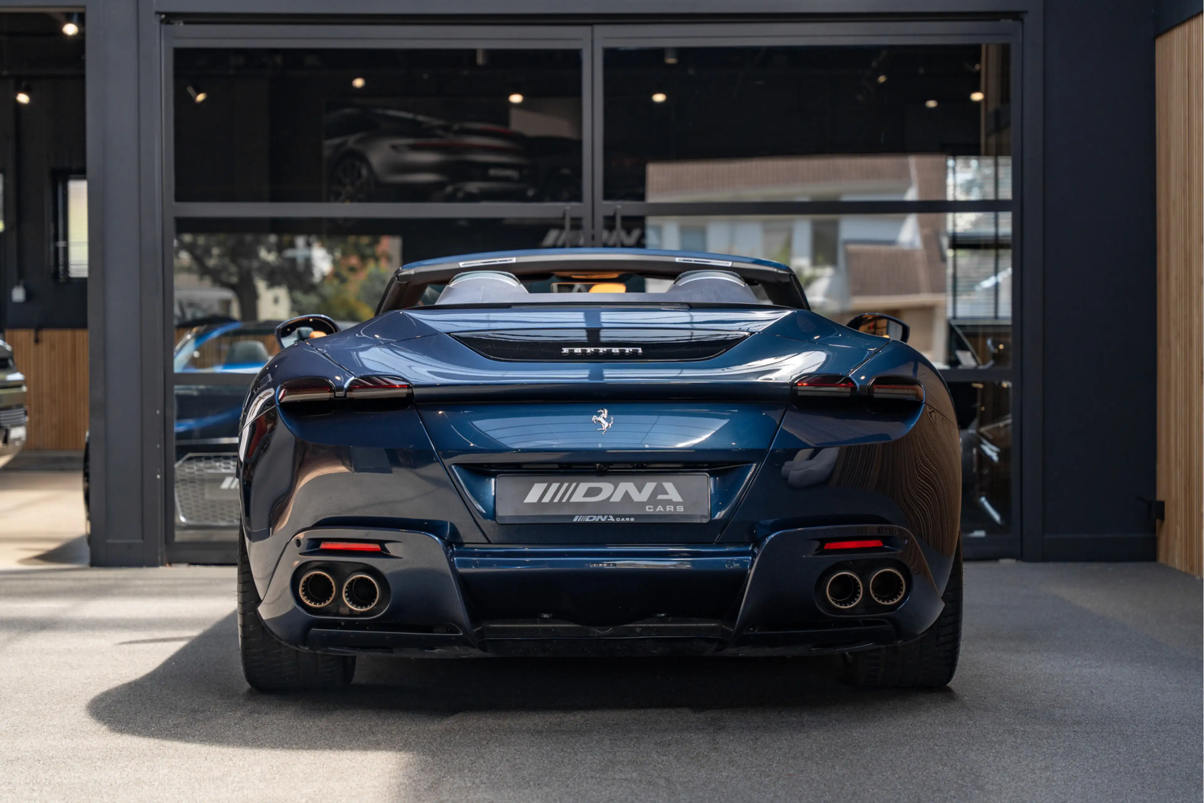 Ferrari Roma Spider Full Carbon Blu Sera JBL Alcantara 3.9 V8 S — photo 49