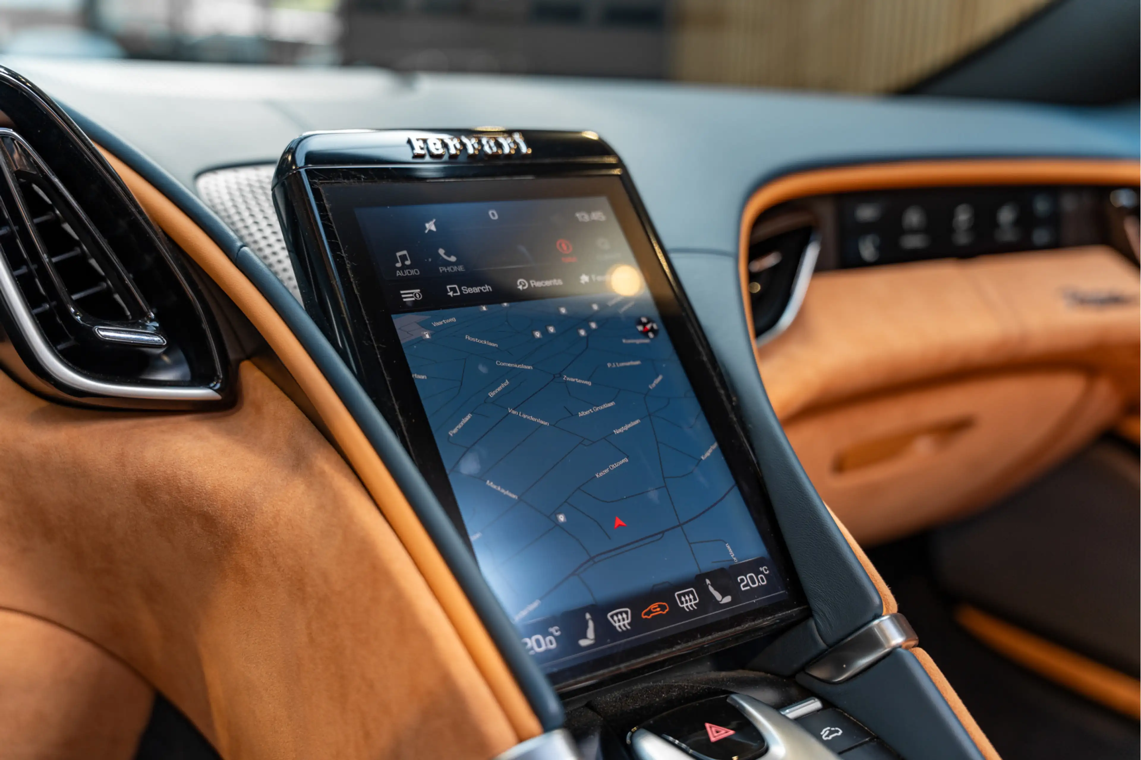 Ferrari Roma Spider Full Carbon Blu Sera JBL Alcantara 3.9 V8 S — photo 38