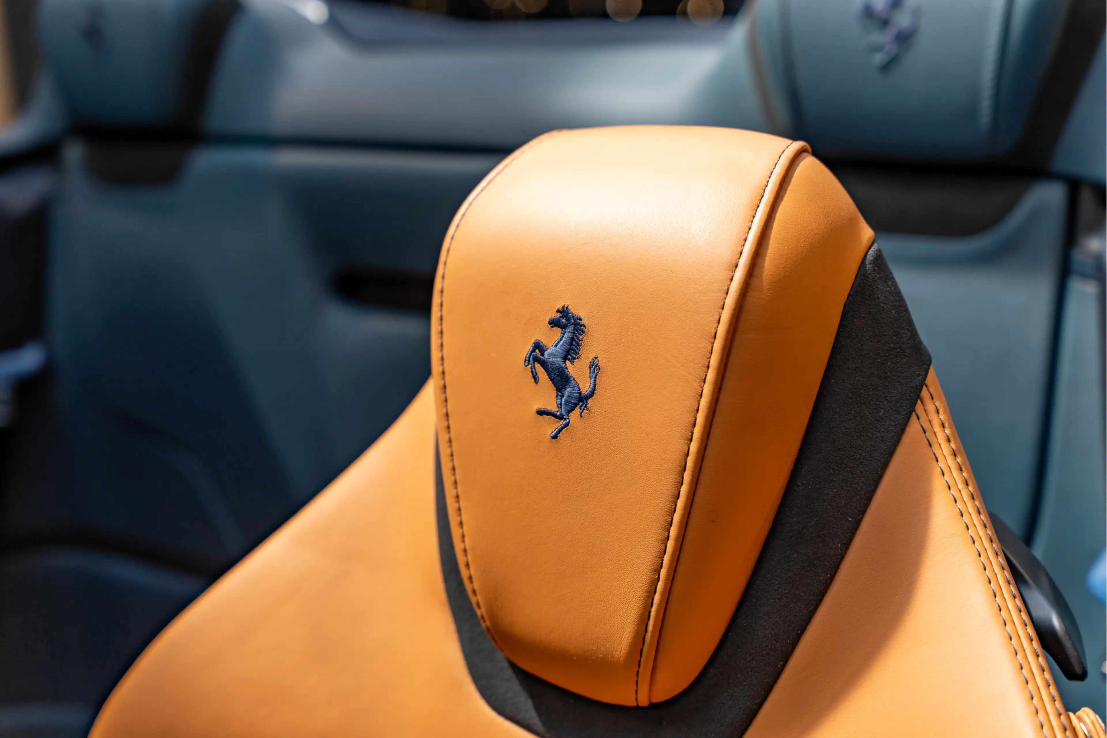 Ferrari Roma Spider Full Carbon Blu Sera JBL Alcantara 3.9 V8 S — photo 42