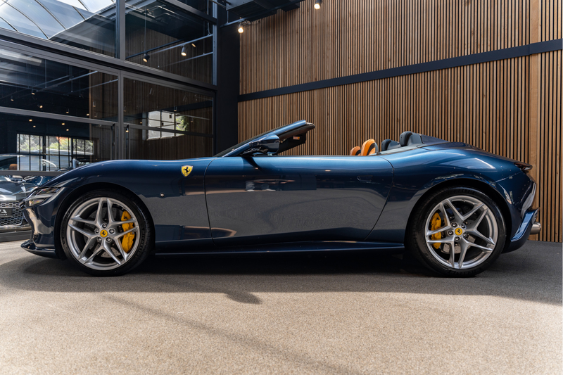 Ferrari Roma Spider Full Carbon Blu Sera JBL Alcantara 3.9 V8 S — photo 48