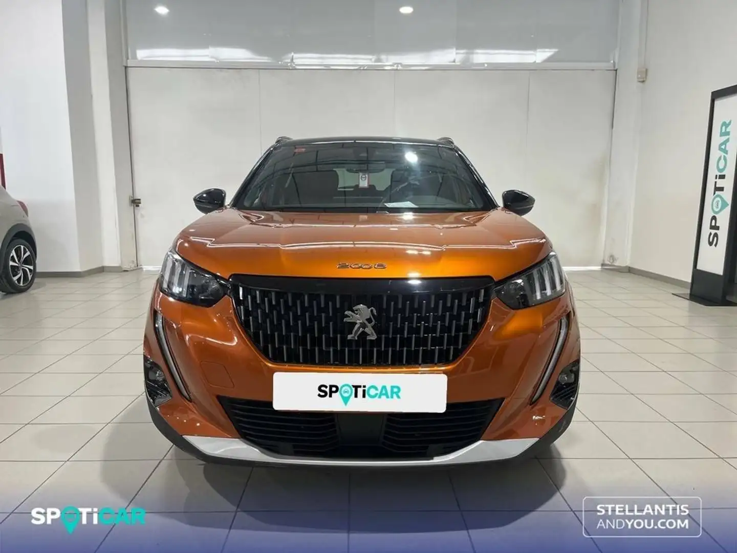 Peugeot 2008 1.2 PureTech S&S GT 130 Naranja - 2