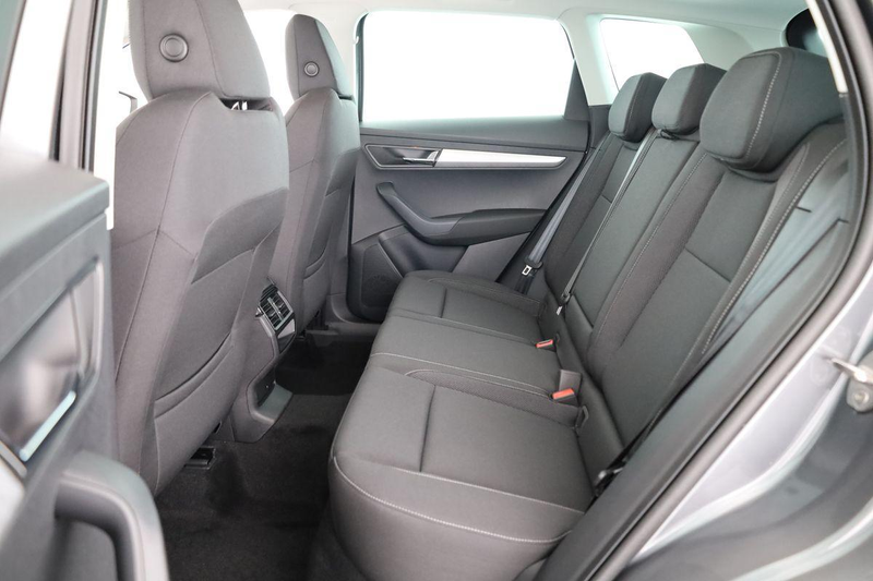Skoda Karoq Selection 4x4 2.0 TDI DSG Selection, AHK, LED, ... — photo 11