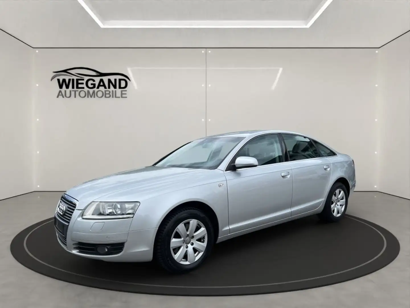 Audi A6 2.4 multitronic+NAVI+XENON+AHK+PARKING+ELEKT Silber - 1