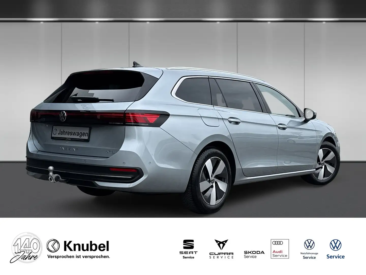 Volkswagen Passat Variant Business 1.5 eTSI DSG NAVI/AHK/AreaView Argent - 2