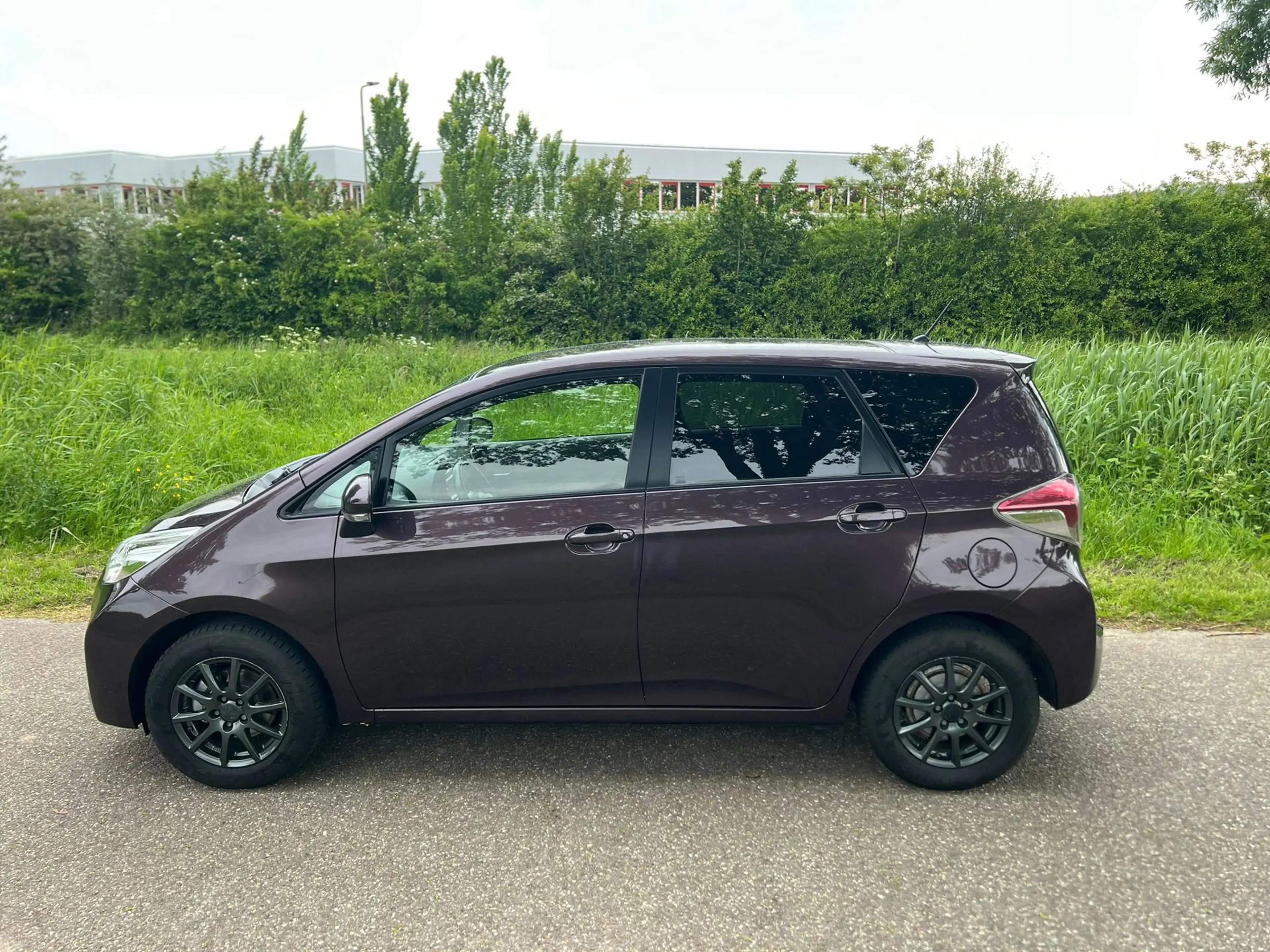 Toyota Verso-S 1.3 VVT-i Trend Pano Airco Cruise Trekhaak Achteru — photo 3