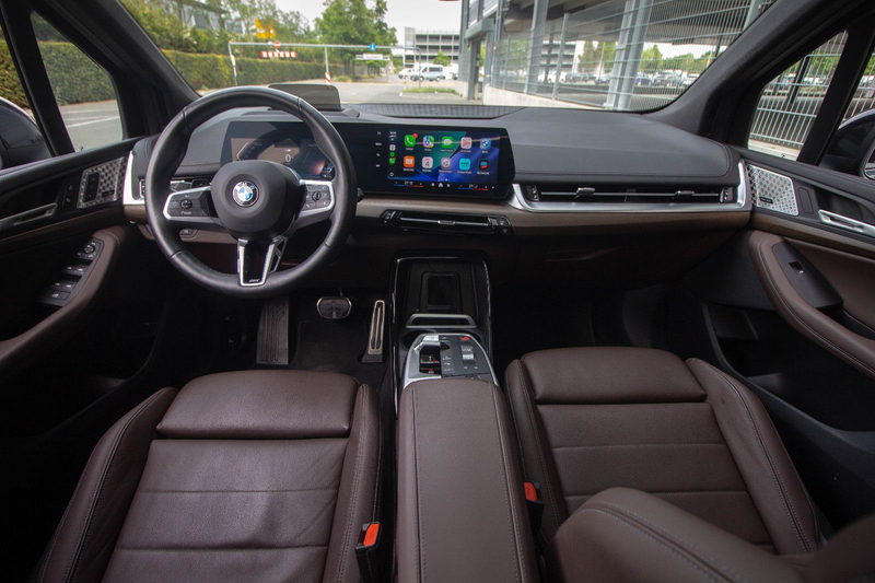 BMW 218 218i AT*M Sport*360°*HUD*PANO*eSitz*Massage* — photo 4