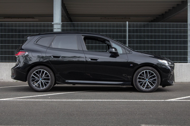 BMW 218 218i AT*M Sport*360°*HUD*PANO*eSitz*Massage* — photo 10