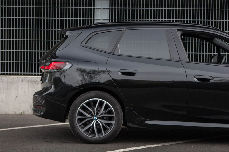 BMW 218 218i AT*M Sport*360°*HUD*PANO*eSitz*Massage* — photo 9
