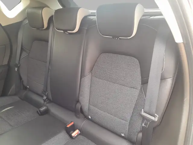 Renault Captur view 15
