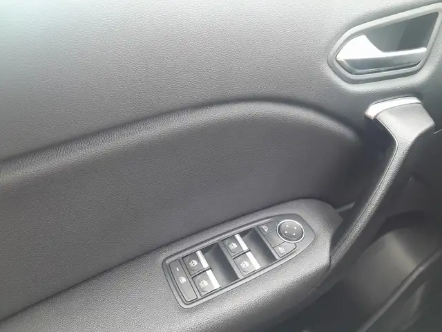 Renault Captur view 13