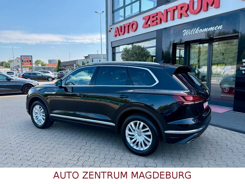 Volkswagen Touareg 3.0 TDI *1.HAND*AHK*DAB*KOMFORTSITZE* — photo 10