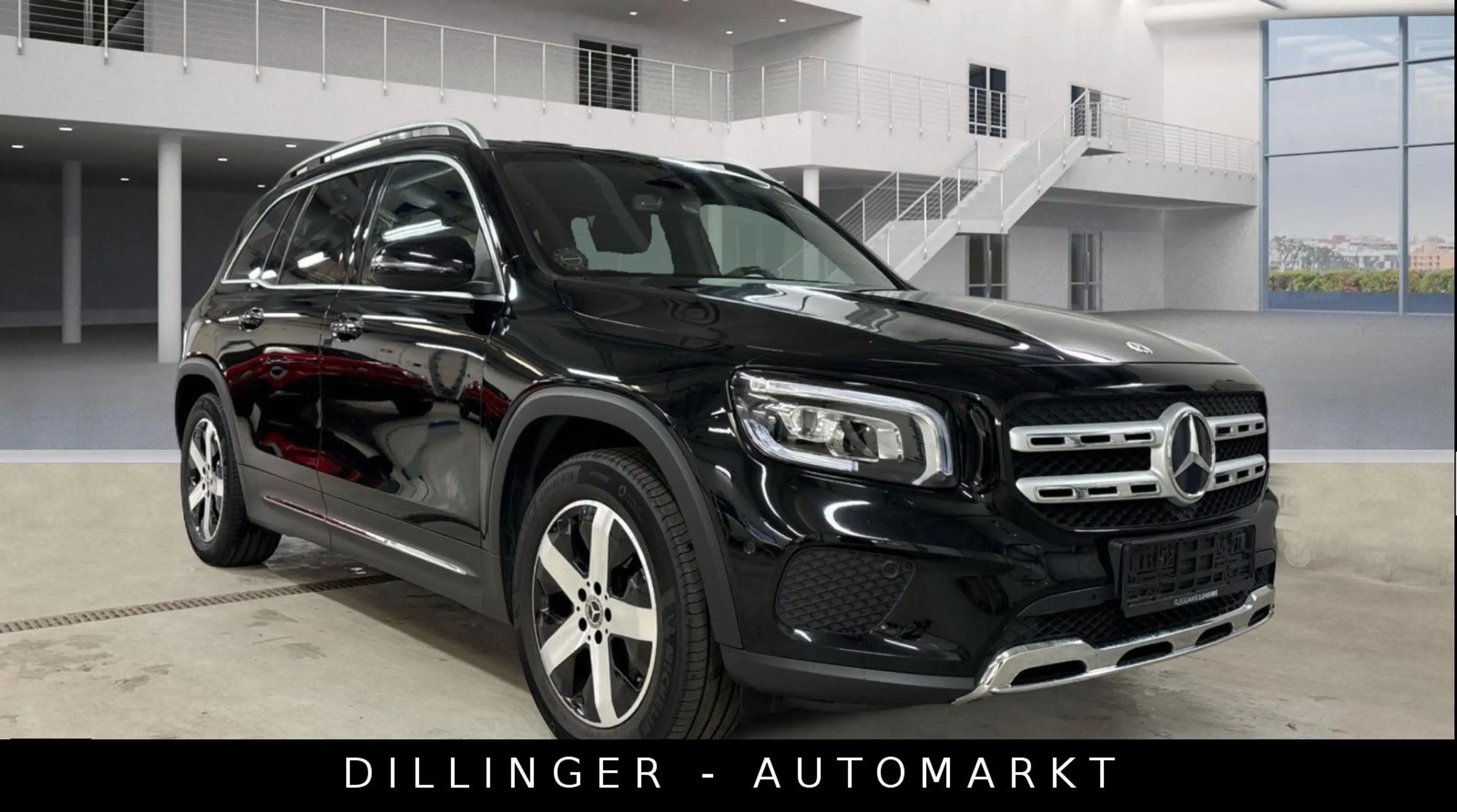 Mercedes-Benz GLB 200 d 8G AMBIENTE LED Navi AHK Distro. Kamera — photo 4